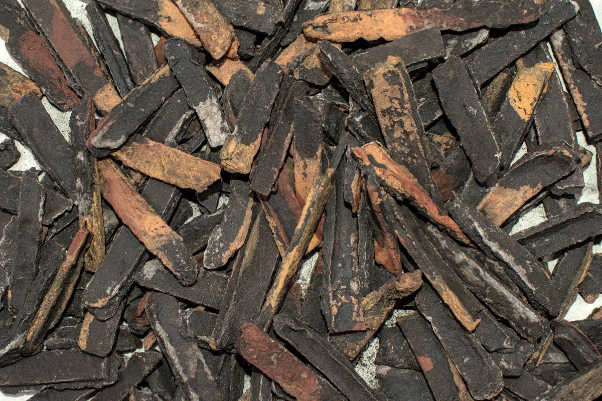 Enhance A Fire 0.66 Lb. Burnt Orange Premium Decorative Splinter Embers for Indoor Vented Gas Logs and Fireplace