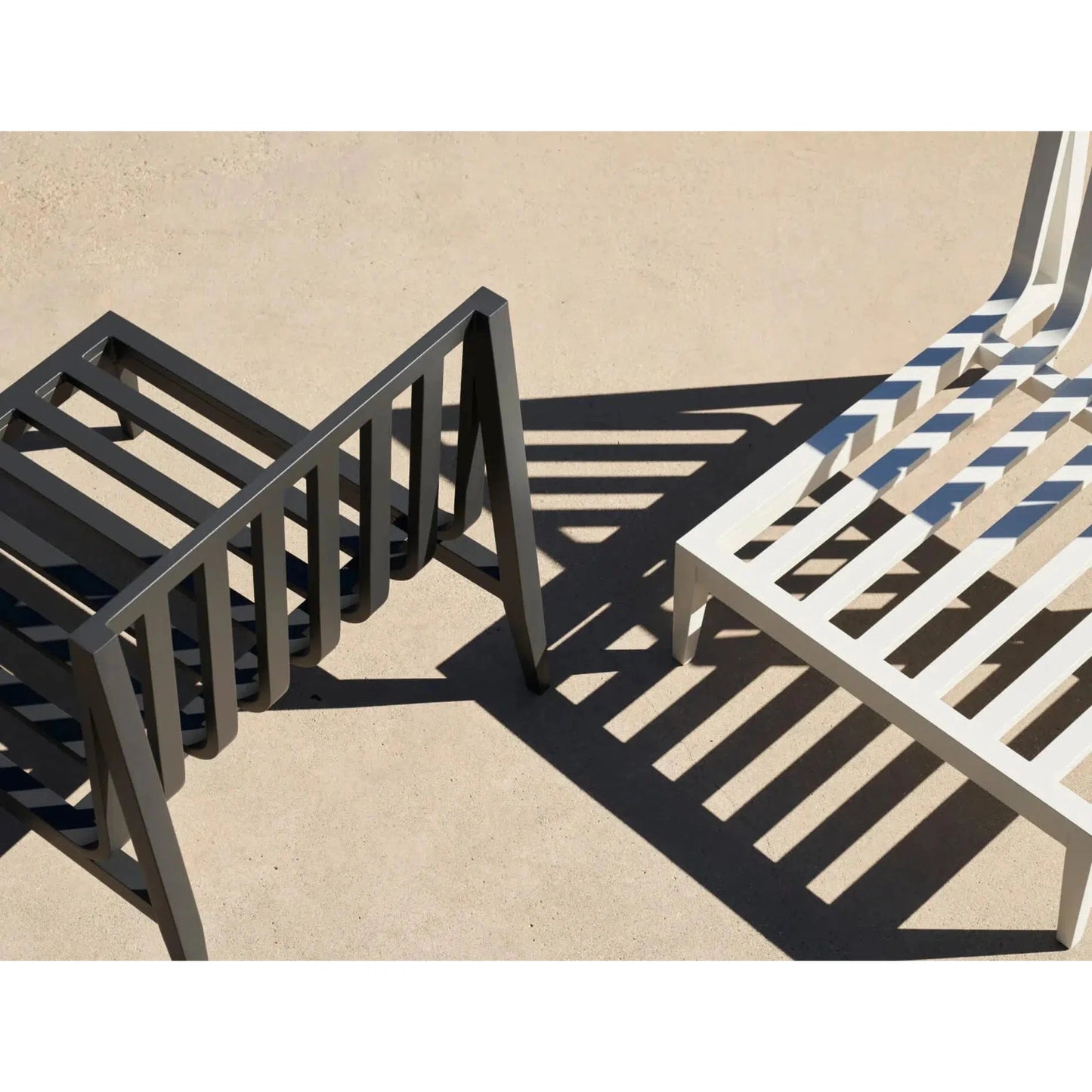 Live Outer 127" Charcoal Aluminum Outdoor Sofa With Armchairs and Pacific Fog Gray Cushion (6-Seat)