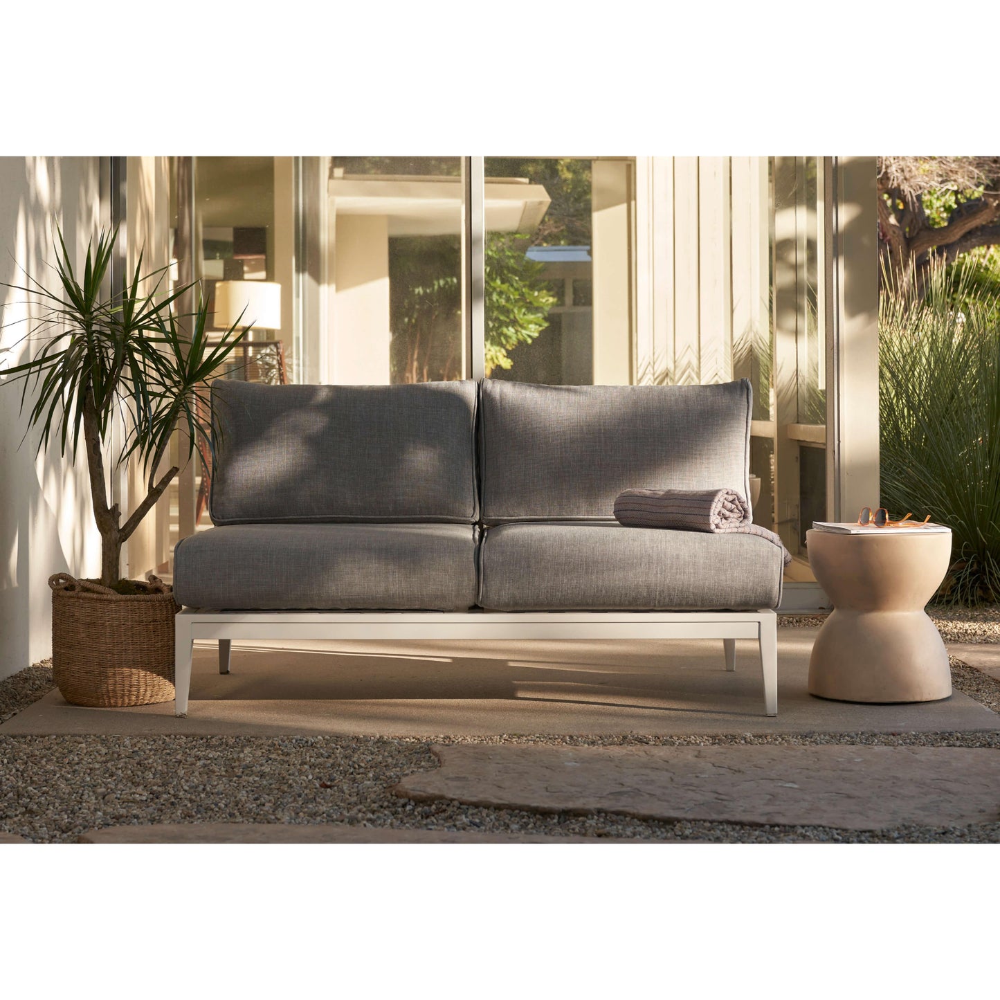 Live Outer 127" White Aluminum Outdoor Sofa With Armchairs and Pacific Fog Gray Cushion (6-Seat)