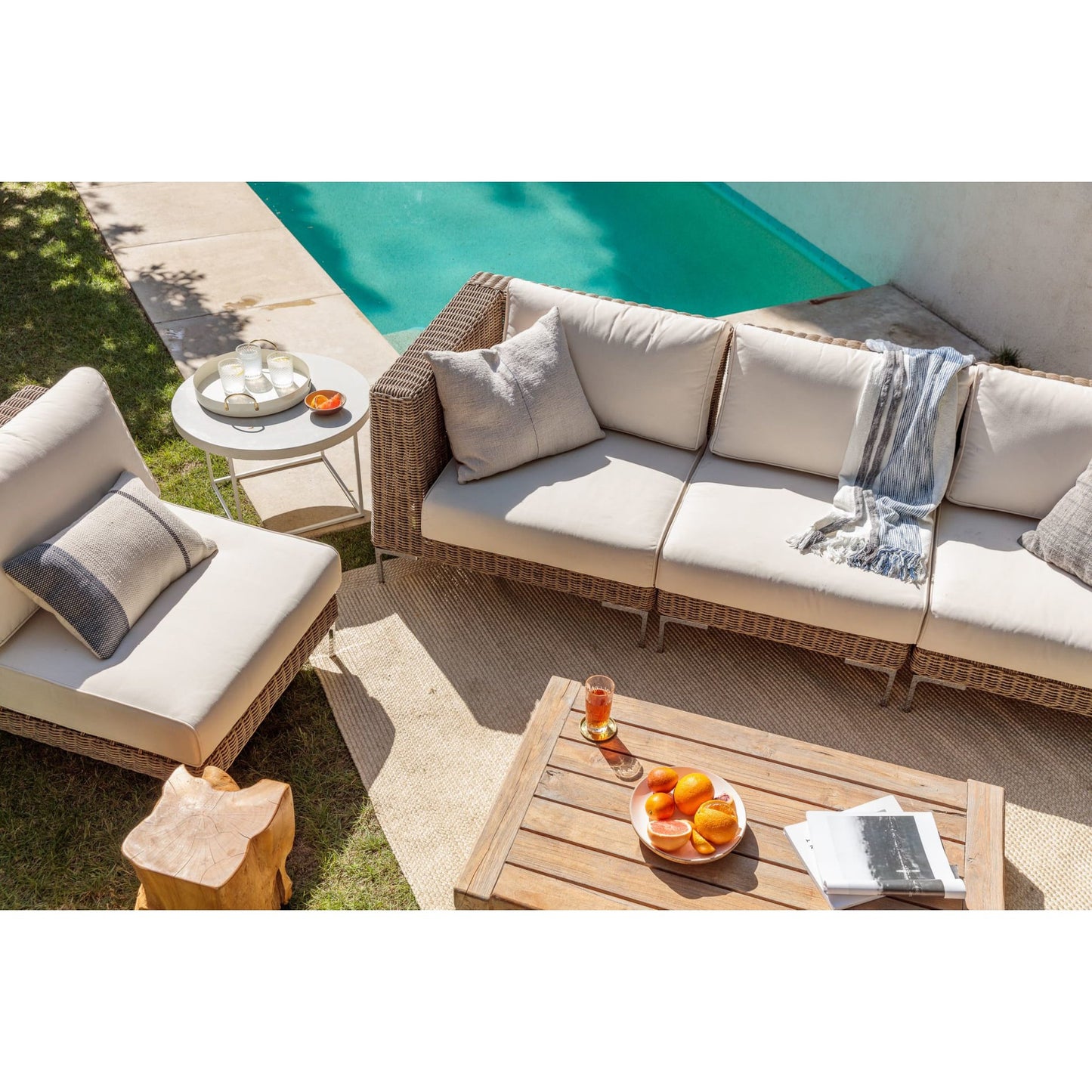 Live Outer 132" x 66" Brown Wicker Outdoor L Shape Sectional 5-Seat With Palisades Cream Cushion