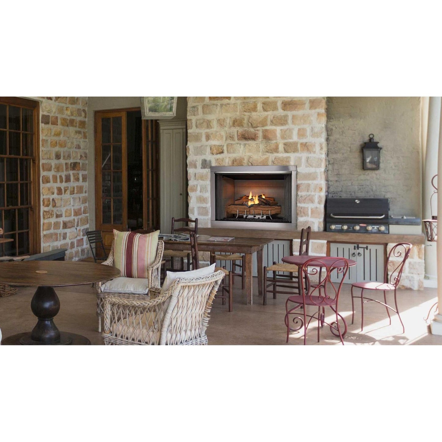 Majestic Vesper 36" Traditional Outdoor Vent-Free Gas Fireplace With Traditional Stacked Refractory