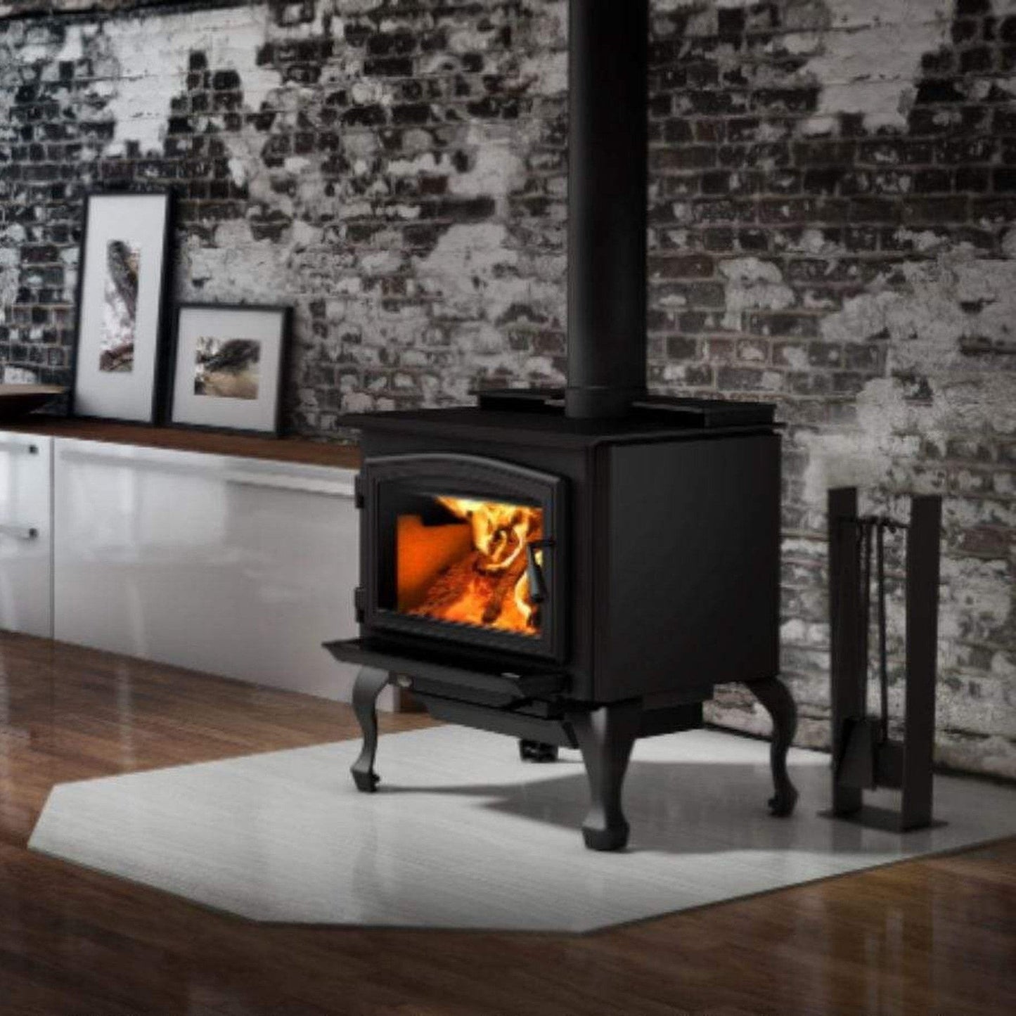 Osburn 2000 Wood Stove With Black Door Overlay & Black Cast Iron Traditional Legs With Ash Drawer