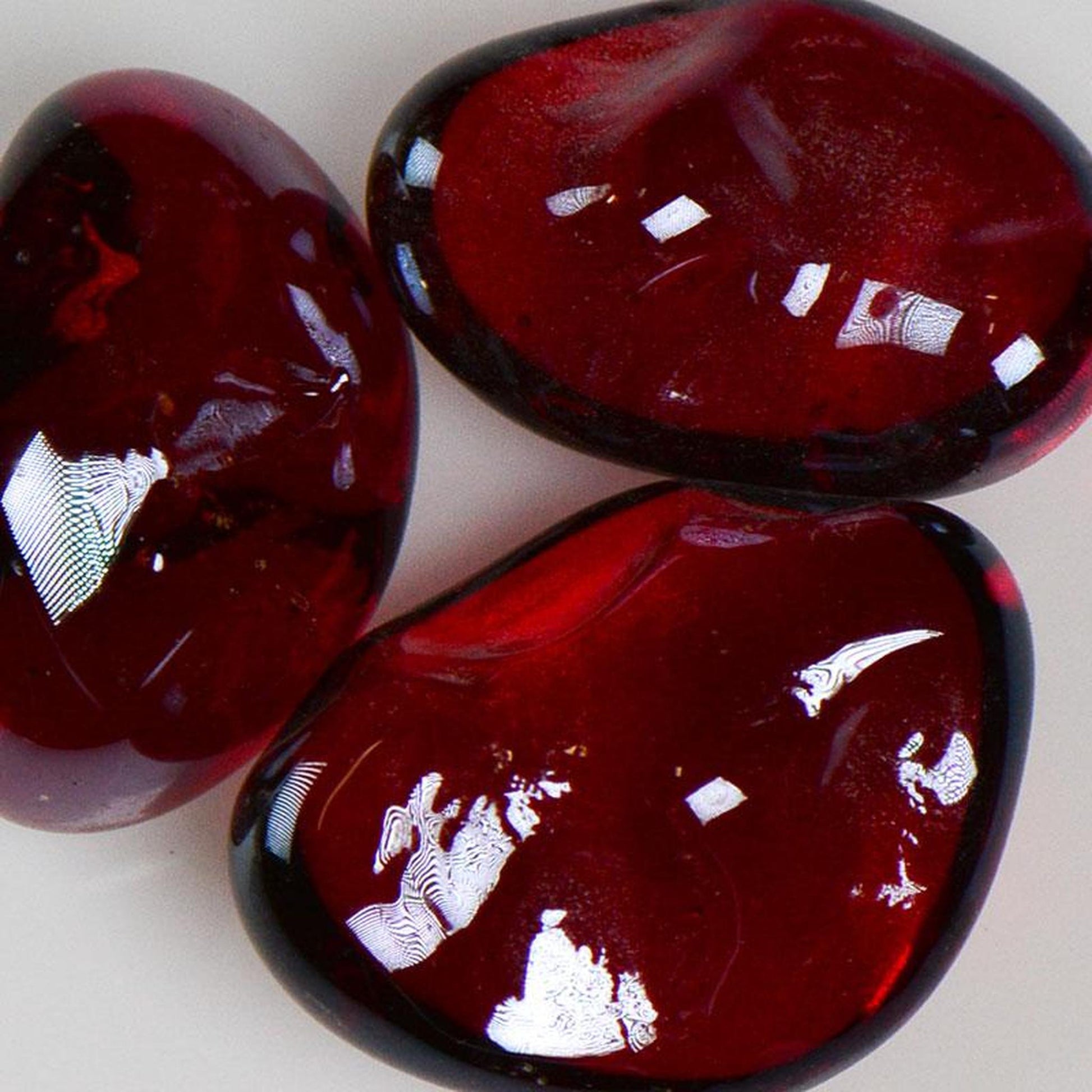 American Specialty Glass Strawberry Iridescent Medium Size Jelly Bean Glass - 22 Lbs