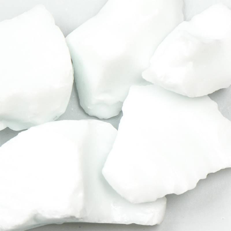 American Specialty Glass White Medium Tumbled Landscape Glass - 50 Lbs