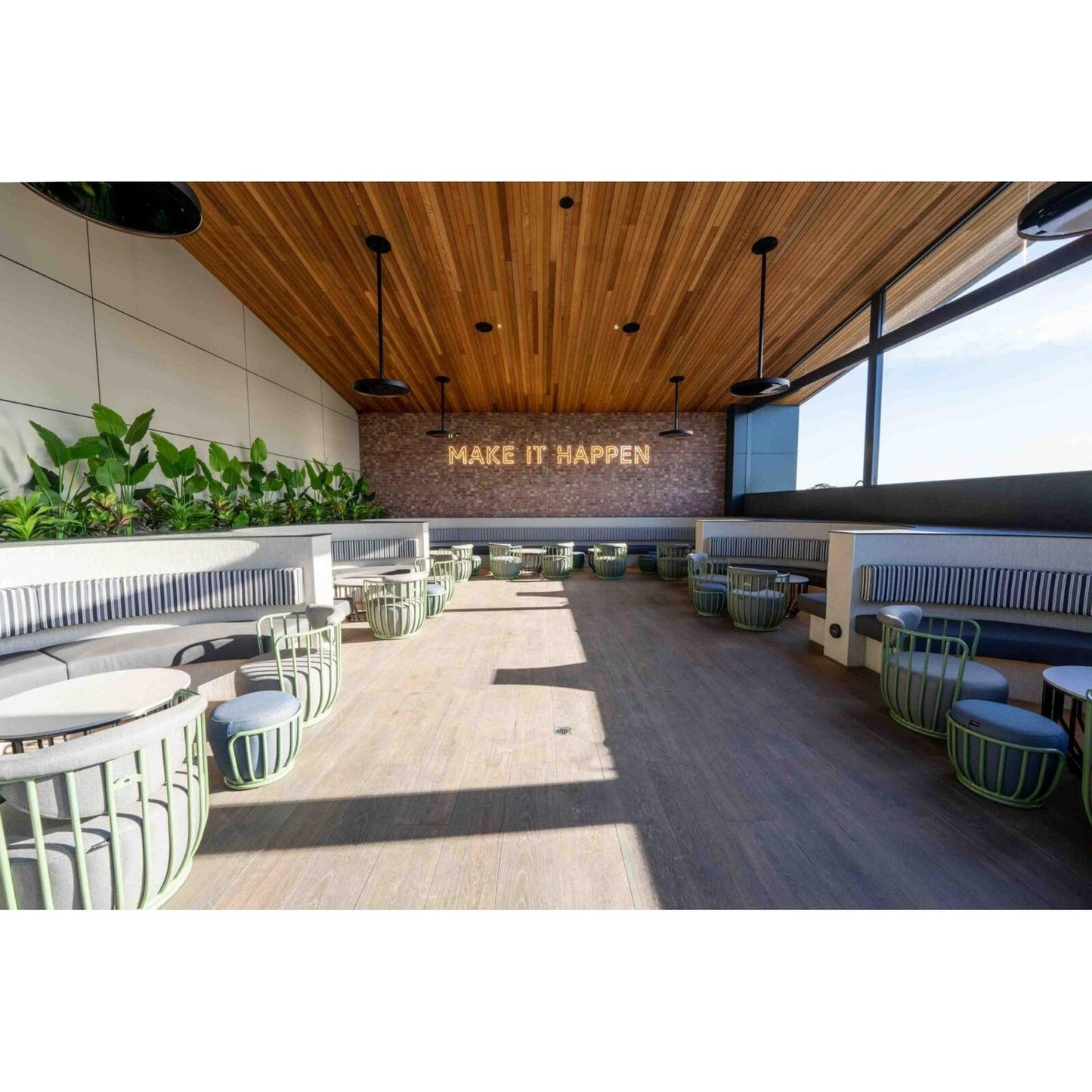 Bromic Heating Eclipse Smart-Heat 28" 2900 Watt 208V Electric Heater With Twin Pole