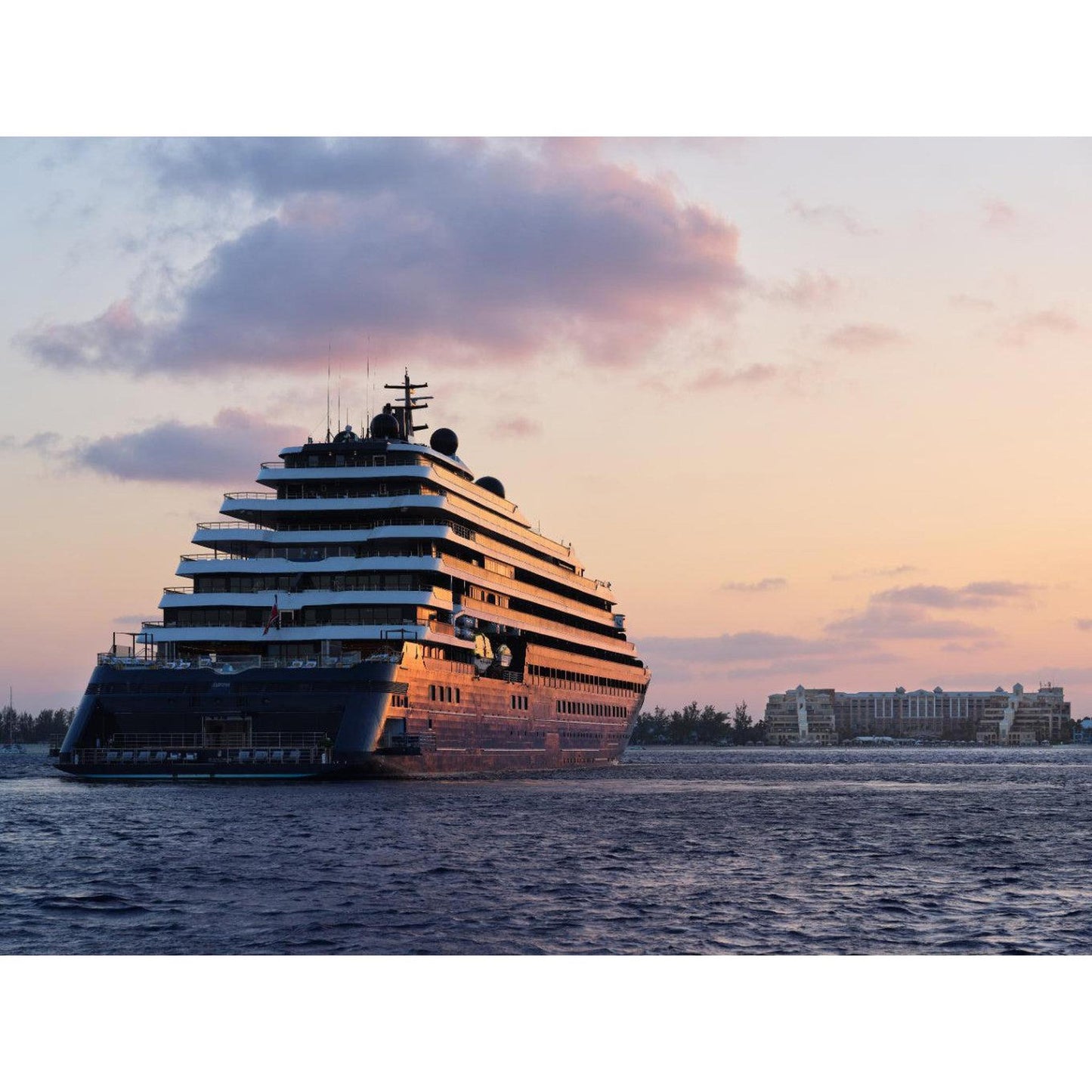 Bromic Heating Platinum Marine Smart-Heat 33" 2300 Watt 220-240V Black Electric Patio Heater