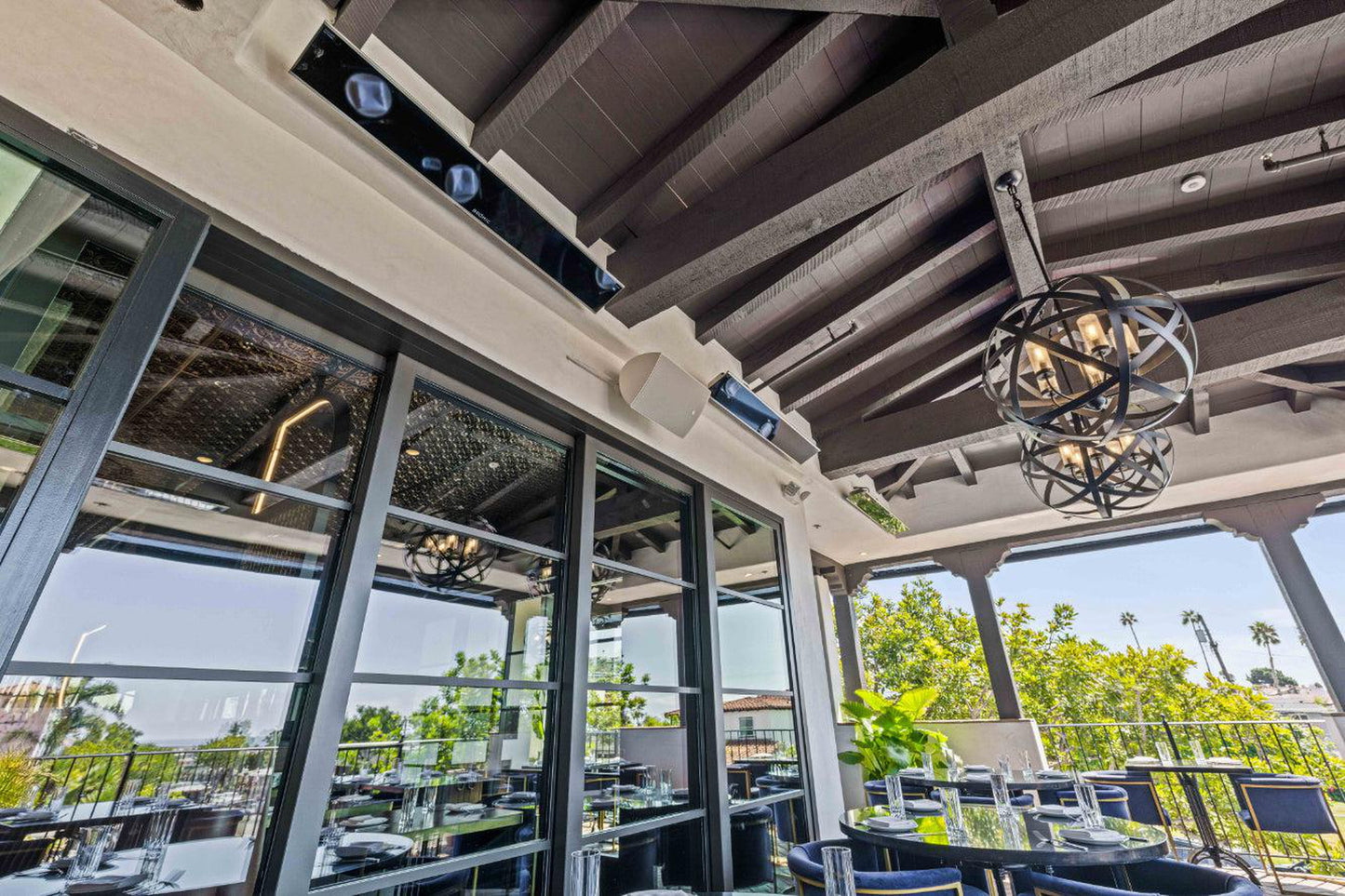 Bromic Heating Platinum Smart-Heat 50" 3400 Watt 208V Black Electric Patio Heater