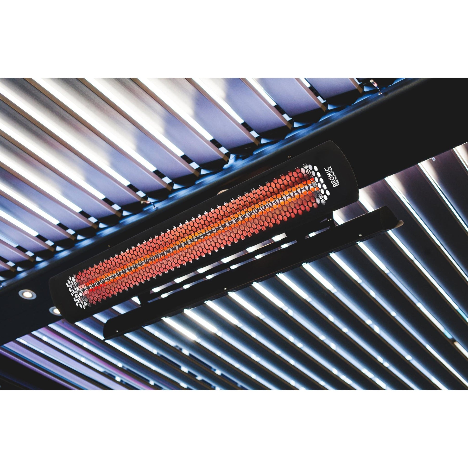 Bromic Heating Tungsten Smart-Heat 56" 3000 Watt 220-240V Black Electric Patio Heater