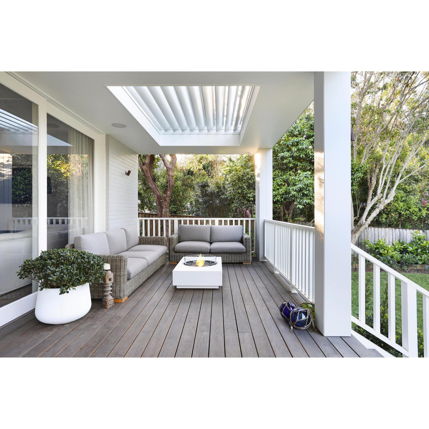 EcoSmart Fire 50" Martini 50 Fire Pit Table with Ethanol Burner by Mad Design Group