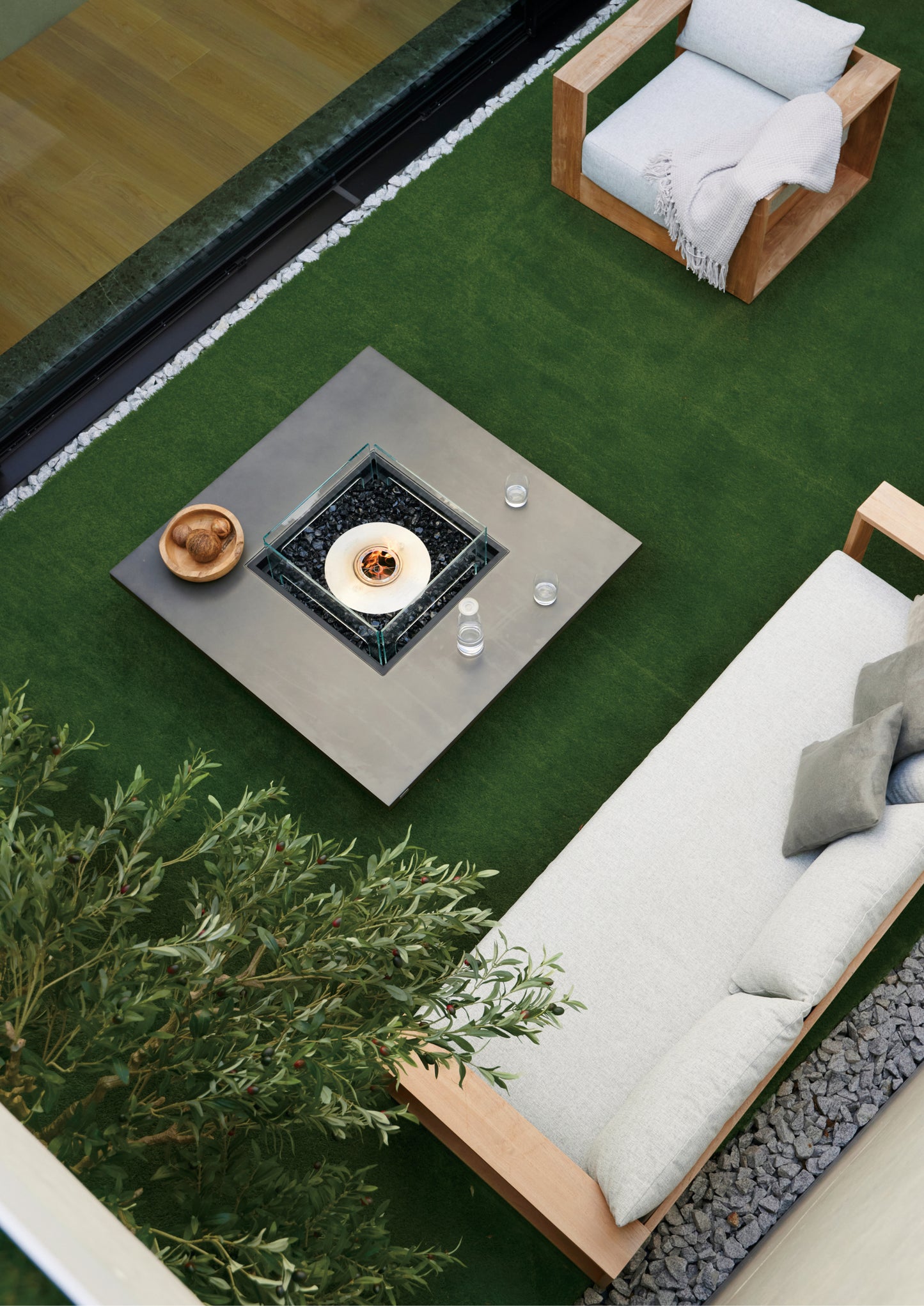EcoSmart Fire Vertigo 50" Graphite Freestanding Indoor Fire Table with Stainless Steel Burner by MAD Design Group
