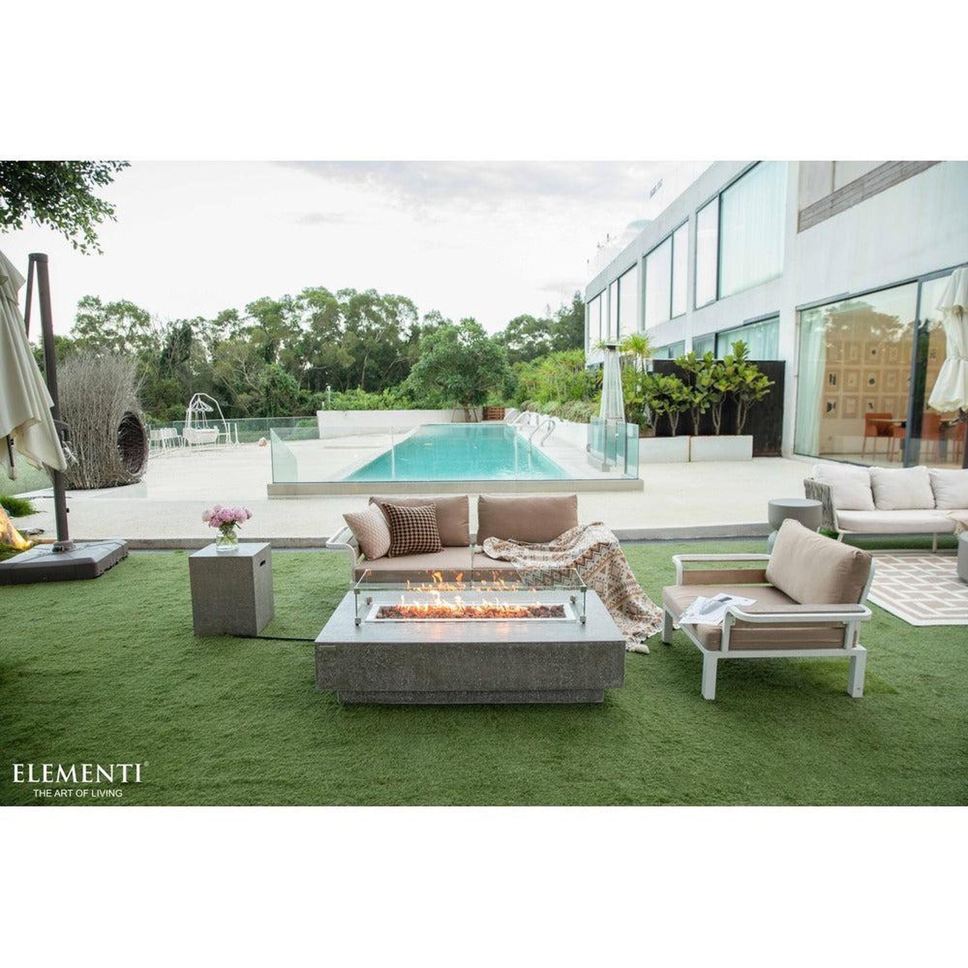Elementi Hampton 32" Rectangle Light Gray Concrete Natural Gas Fire Table