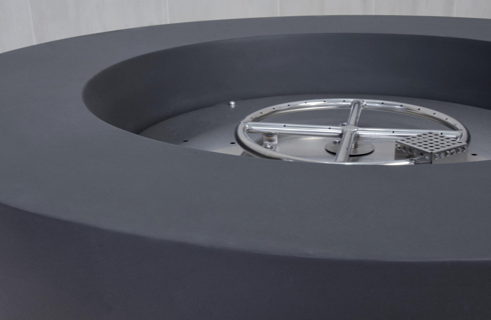 Elementi Lunar Bowl 42" Round Dark Gray Concrete Liquid Propane Fire Table