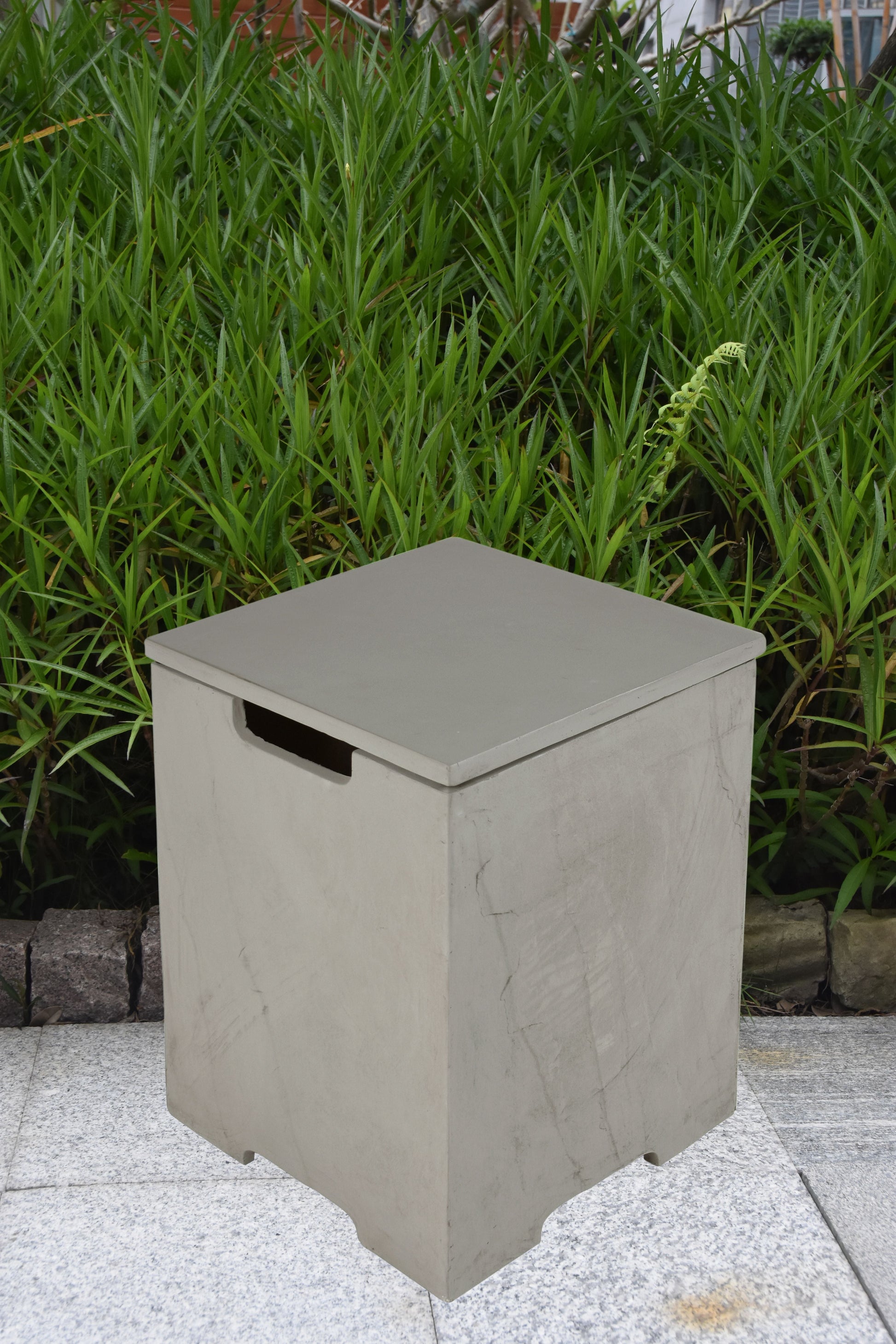 Elementi Plus 16" x 21" Square Space Grey Concrete Tank Cover (ONB403)