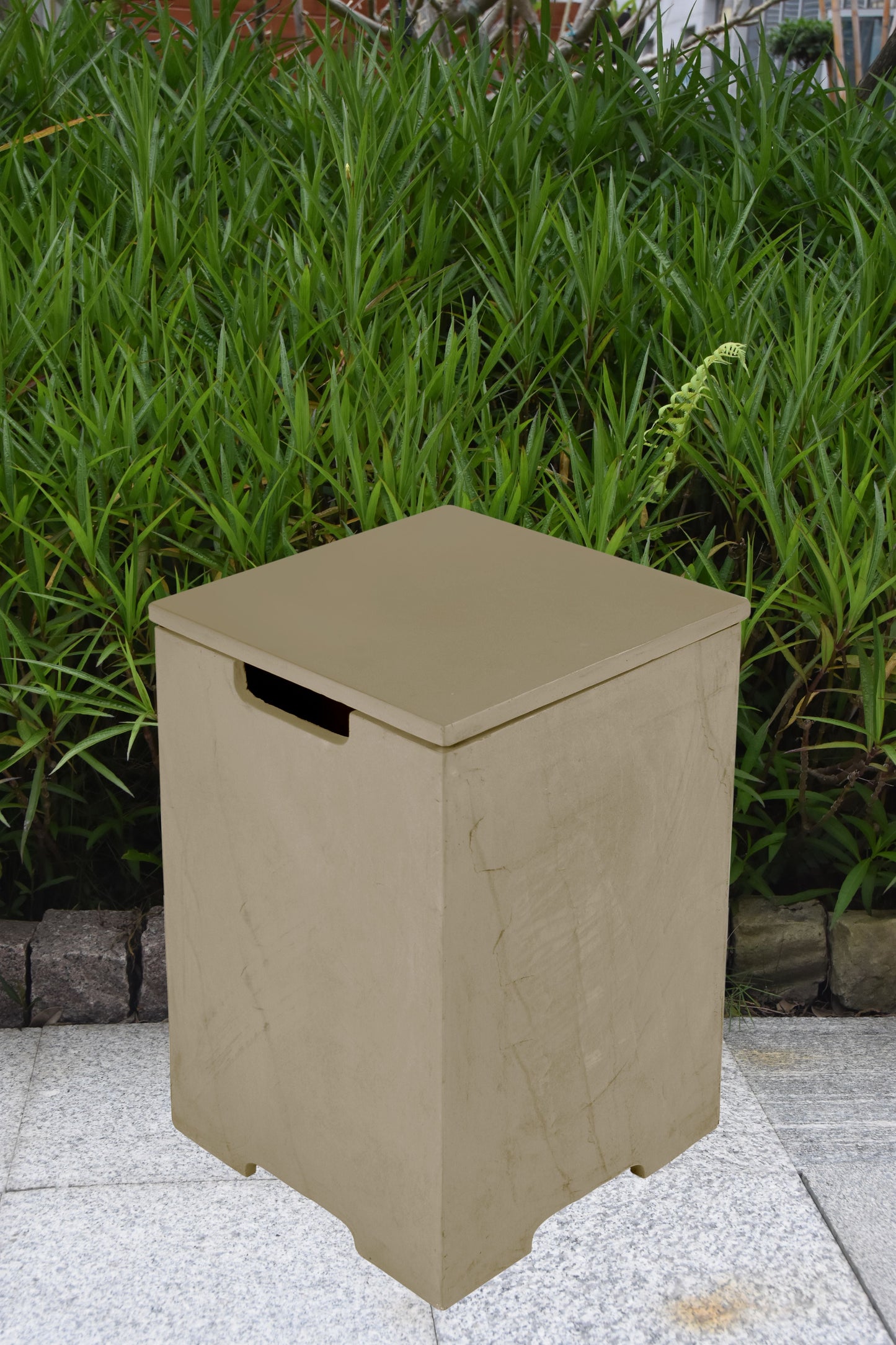 Elementi Plus 16" x 25" Square Sunlight Yellow Concrete Tank Cover (ONB404)