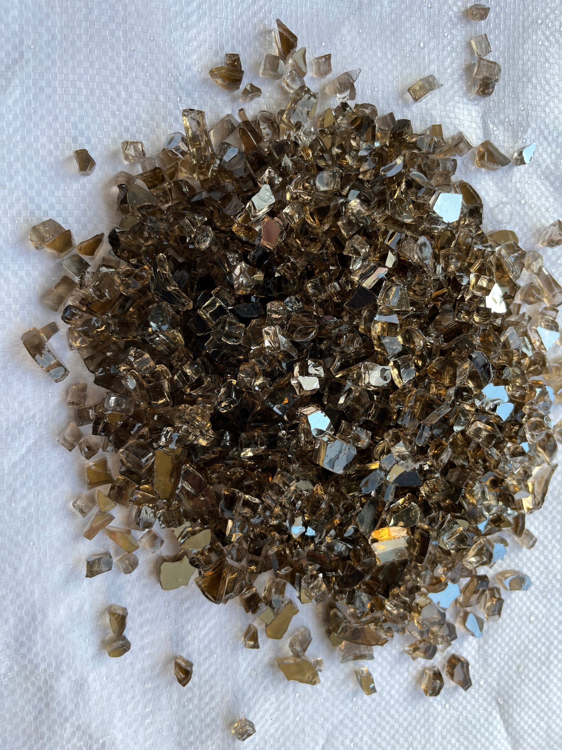 Elementi Plus Colorado 32" Rectangle Sunlight Yellow Concrete Sandstone Liquid Propane Fire Table