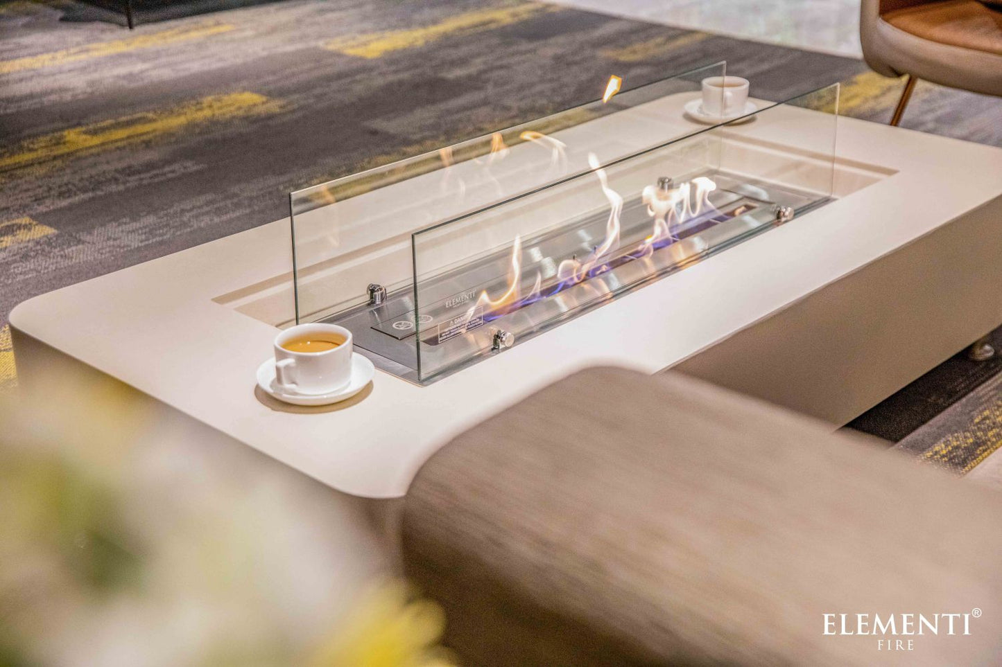 Elementi Sydney 30" Rectangle Cream White Concrete Ethanol Fire Table