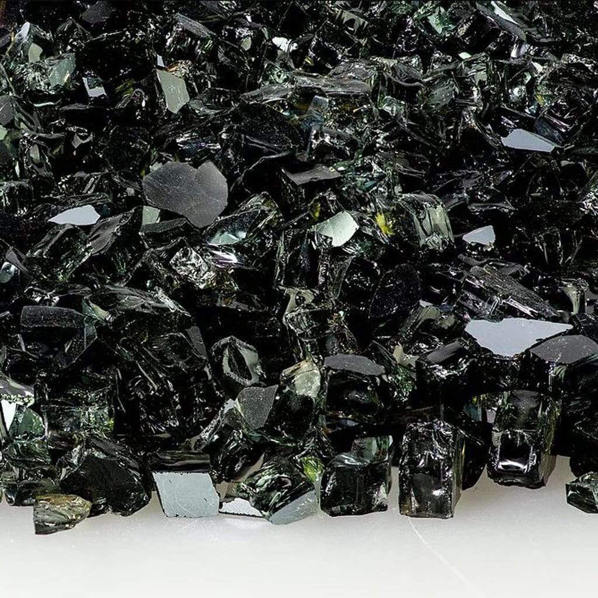 Hargrove Q-MBR-10 10lb Midnight Black Reflective Fireglass
