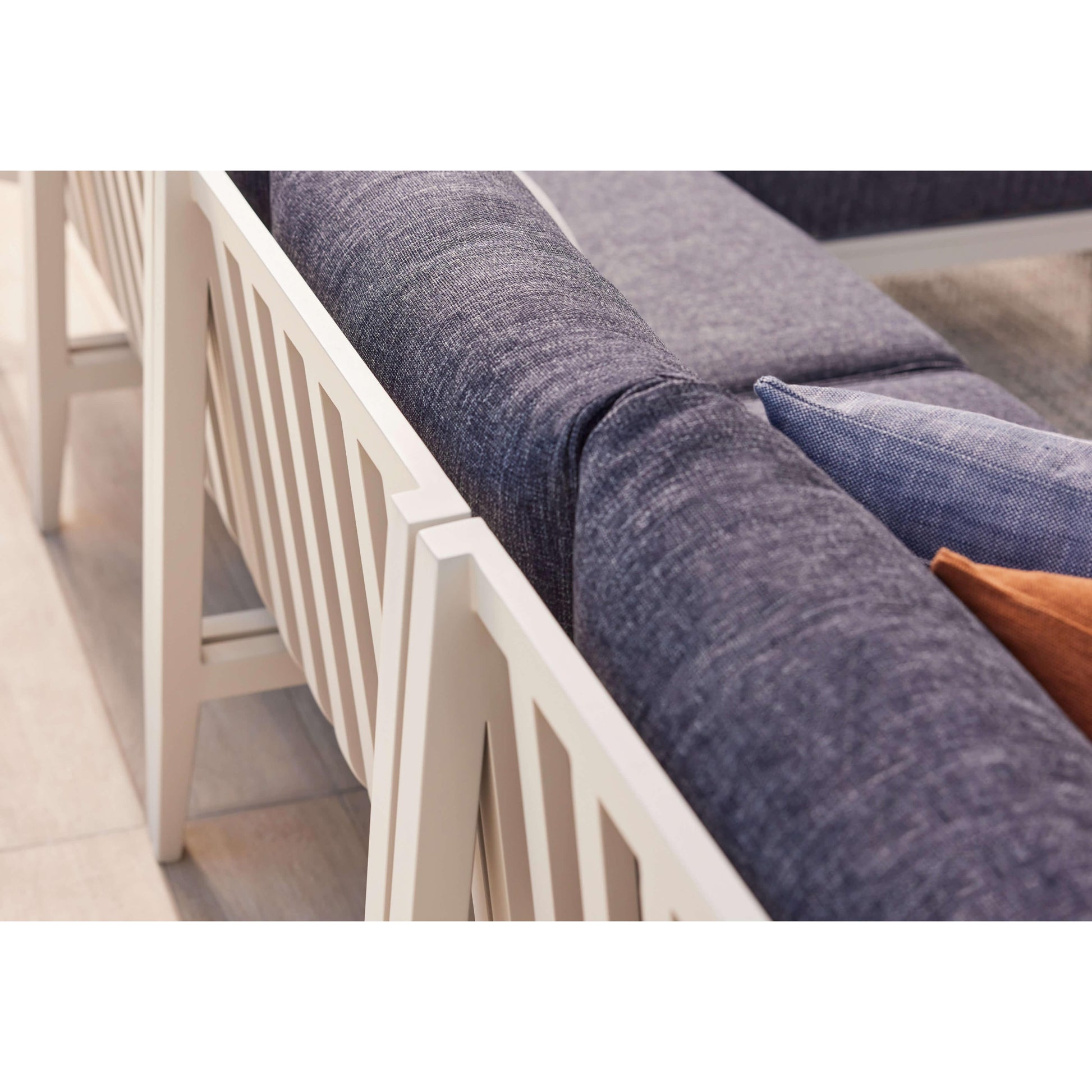 Live Outer 156" x 64" White Aluminum Outdoor U Sectional 7-Seat With Deep Sea Navy Cushion