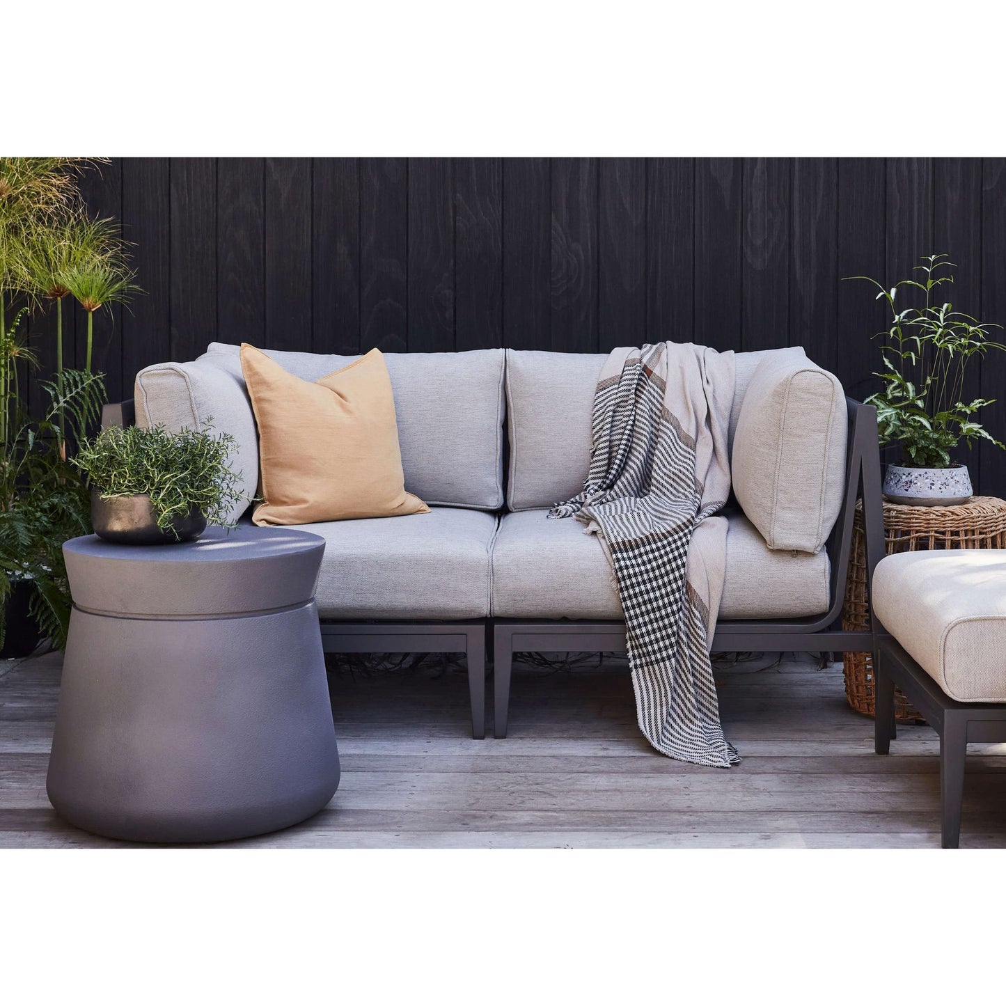 Live Outer 35" Charcoal Aluminum Left Corner Chair With Sandstone Gray Cushion