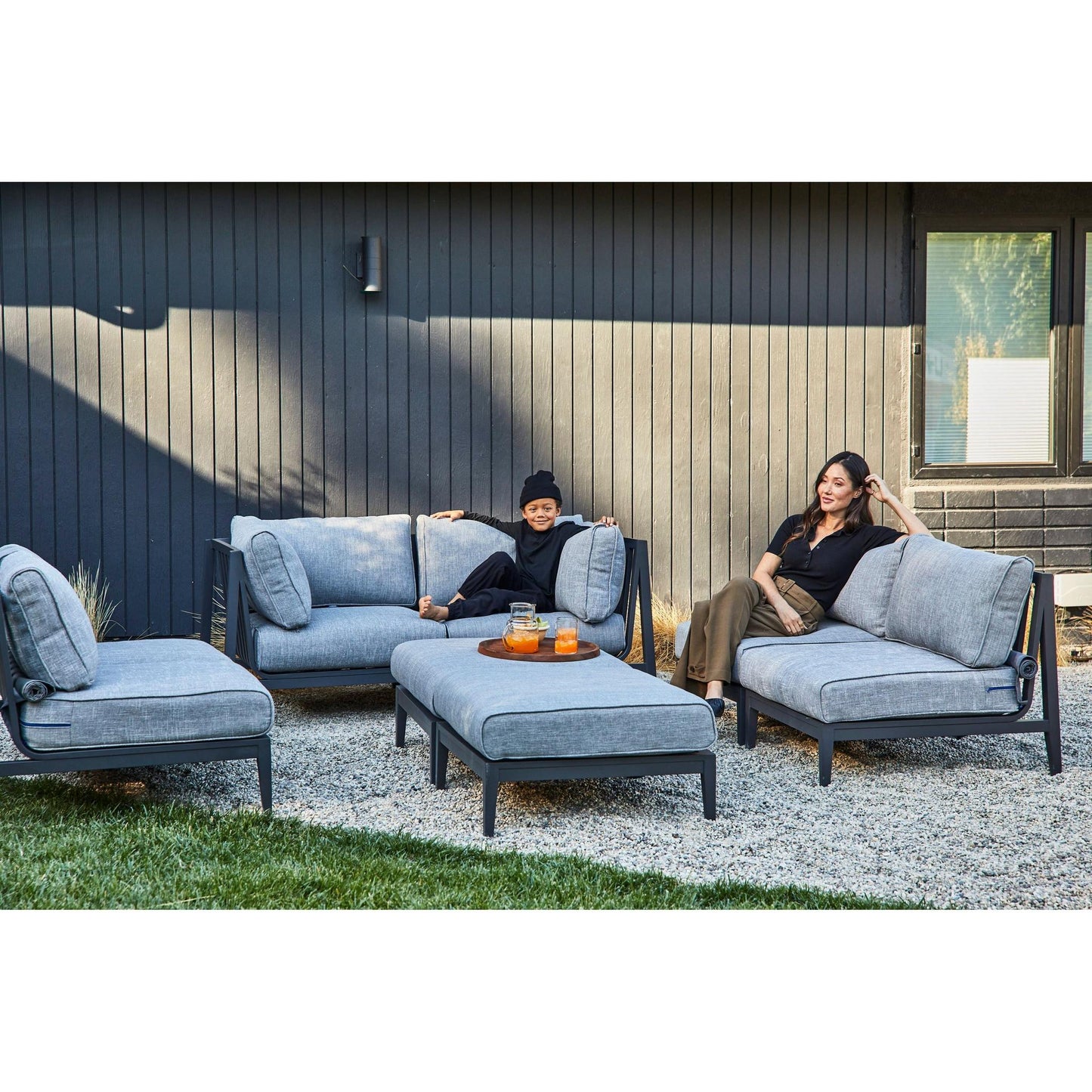 Live Outer 35" Charcoal Aluminum Right Sectional Chair With Pacific Fog Gray Cushion