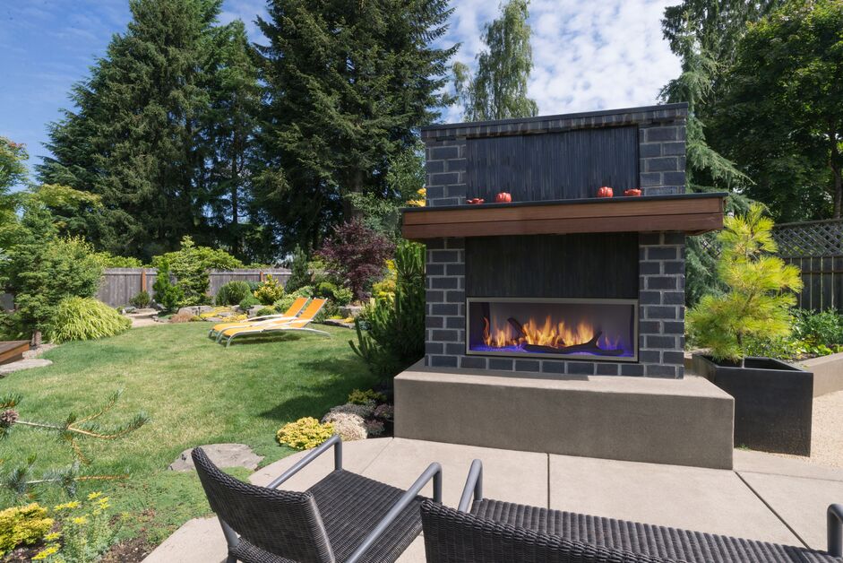 Majestic 60" Lanai Contemporary Outdoor Linear Vent Free Gas Fireplace with IntelliFire Plus Ignition System