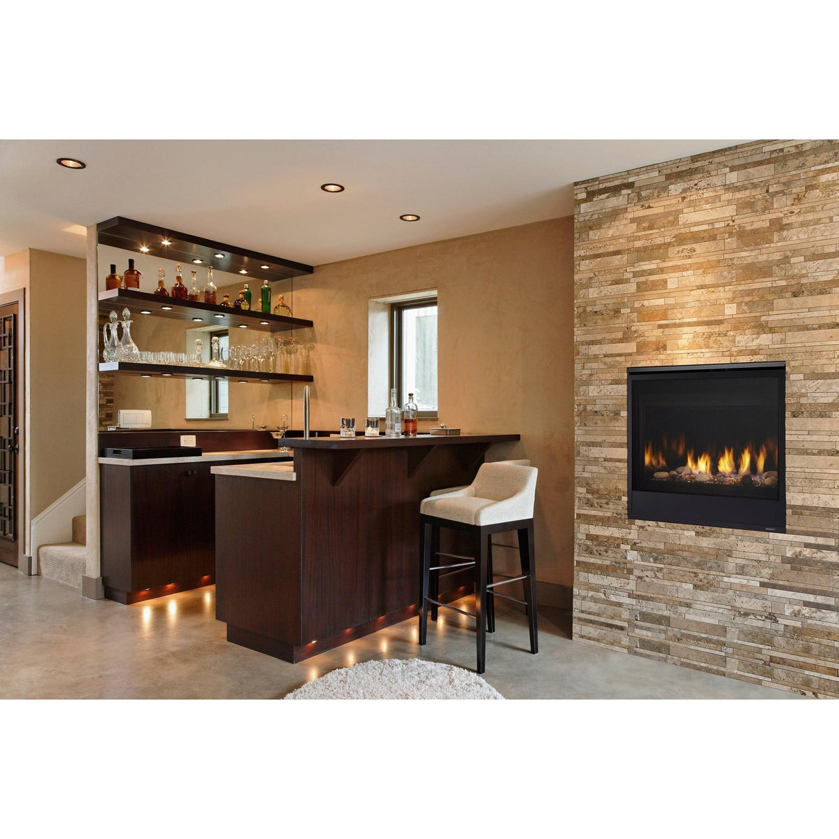 Majestic Quartz 42" Traditional Top/Rear Direct Vent Natural Gas Fireplace With IntelliFire Touch Ignition System