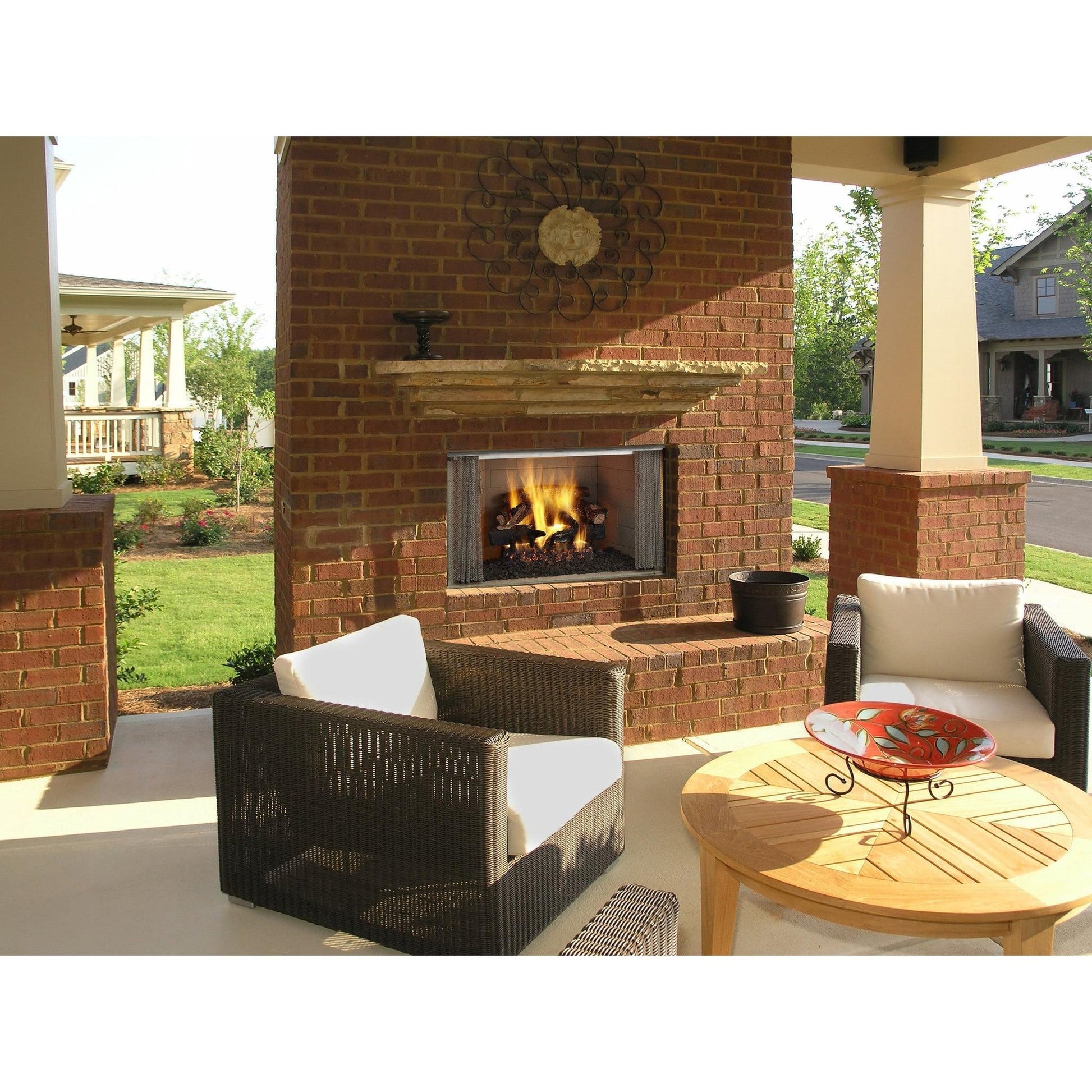 Majestic Villawood 36" Traditional Outdoor Wood Burning Fireplace With Traditional Refractory
