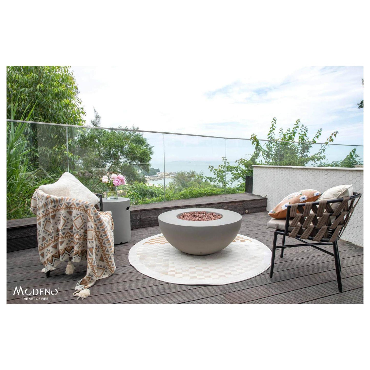 Modeno Fire Roca 34" Round Concrete Liquid Propane Fire Table