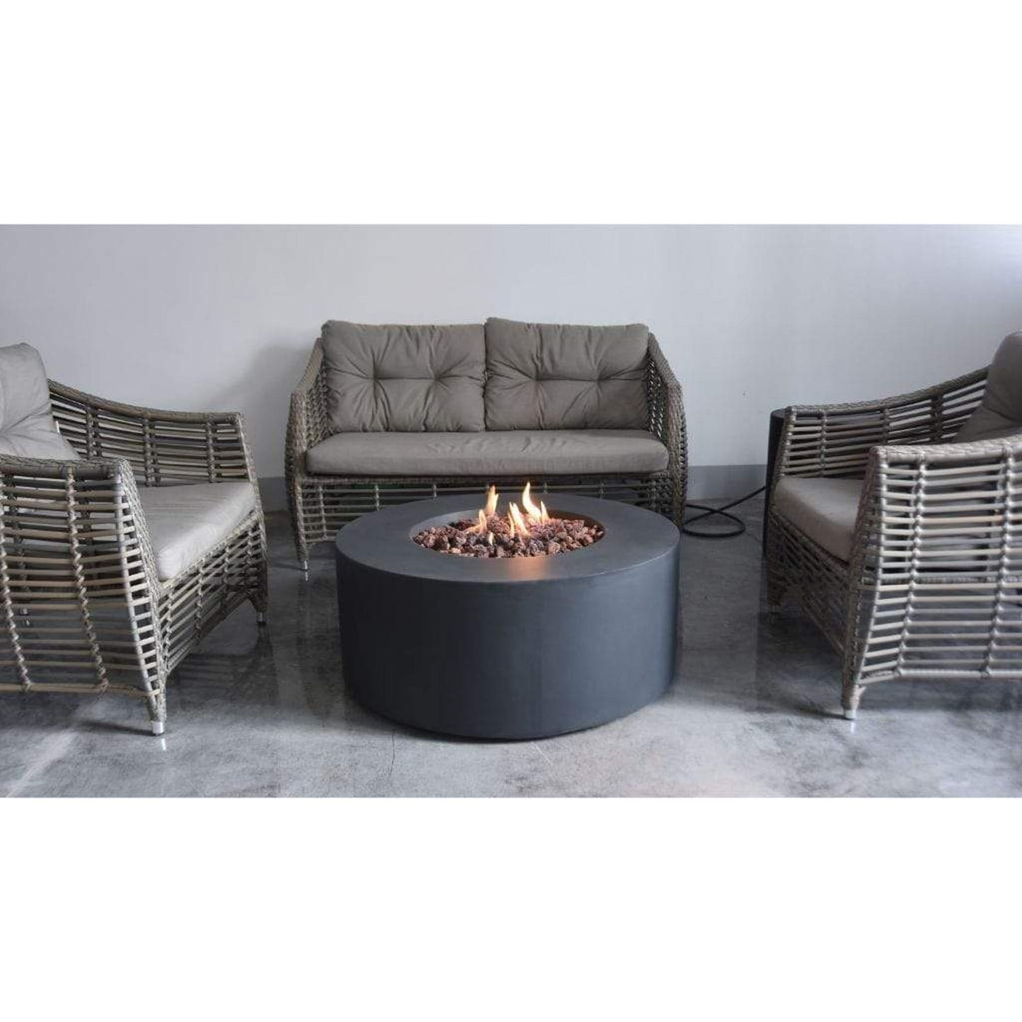Modeno Venice 34" Black Round Concrete Liquid Propane Fire Table