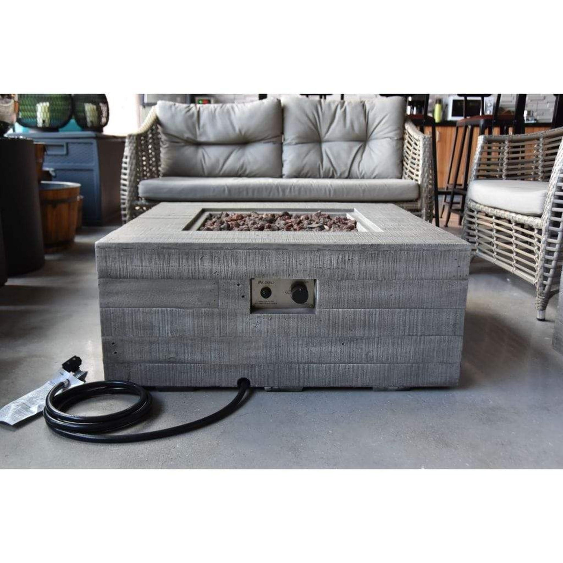 Modeno Wilton 34" Classic Gray Natural Gas Natural Gas Fire Table