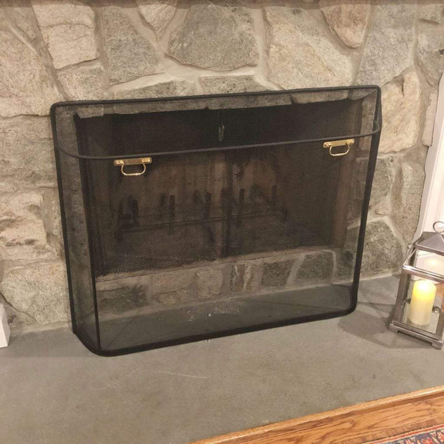 Pilgrim SG Series 44" x 43" Black Spark Guard