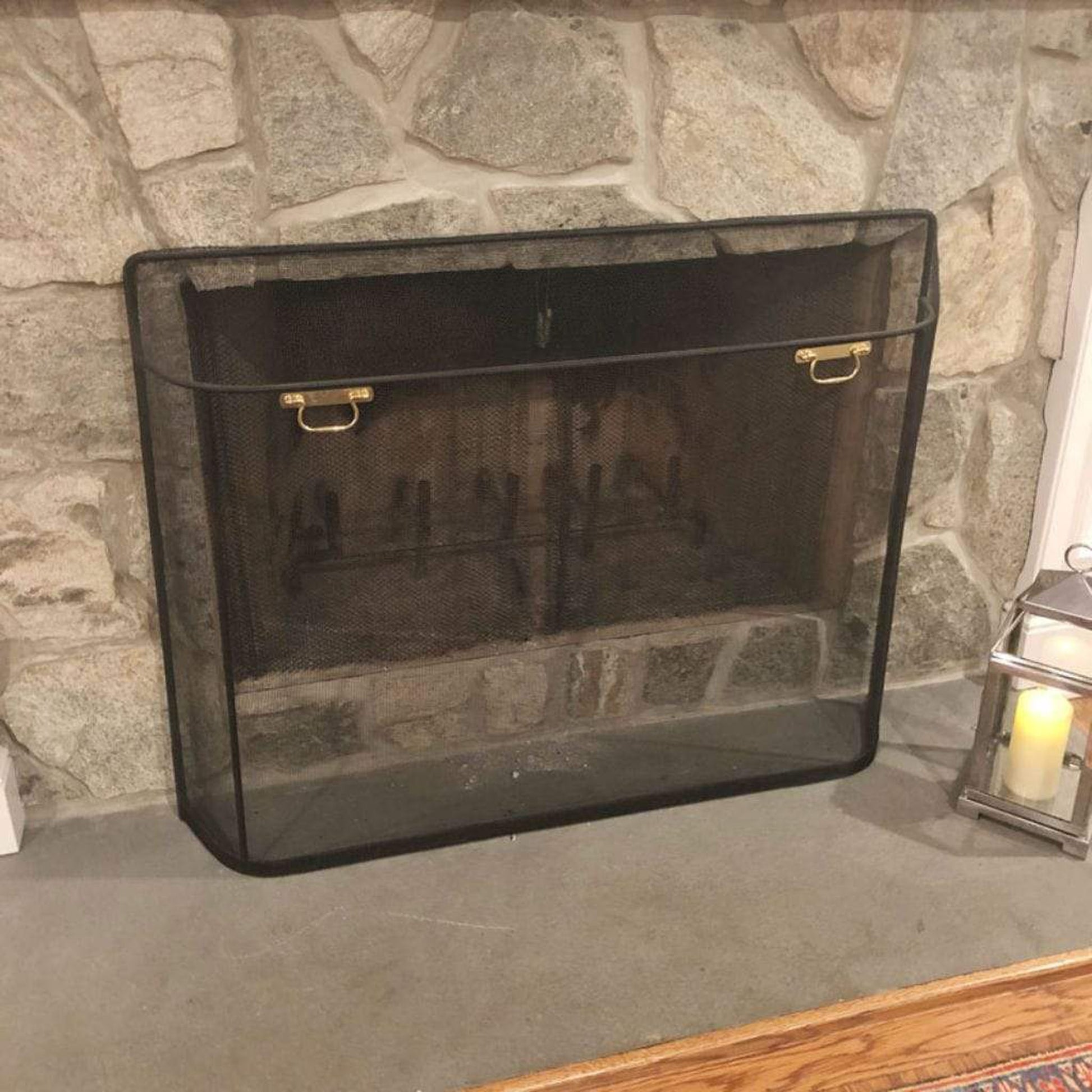 Pilgrim SG Series 44" x 43" Black Spark Guard