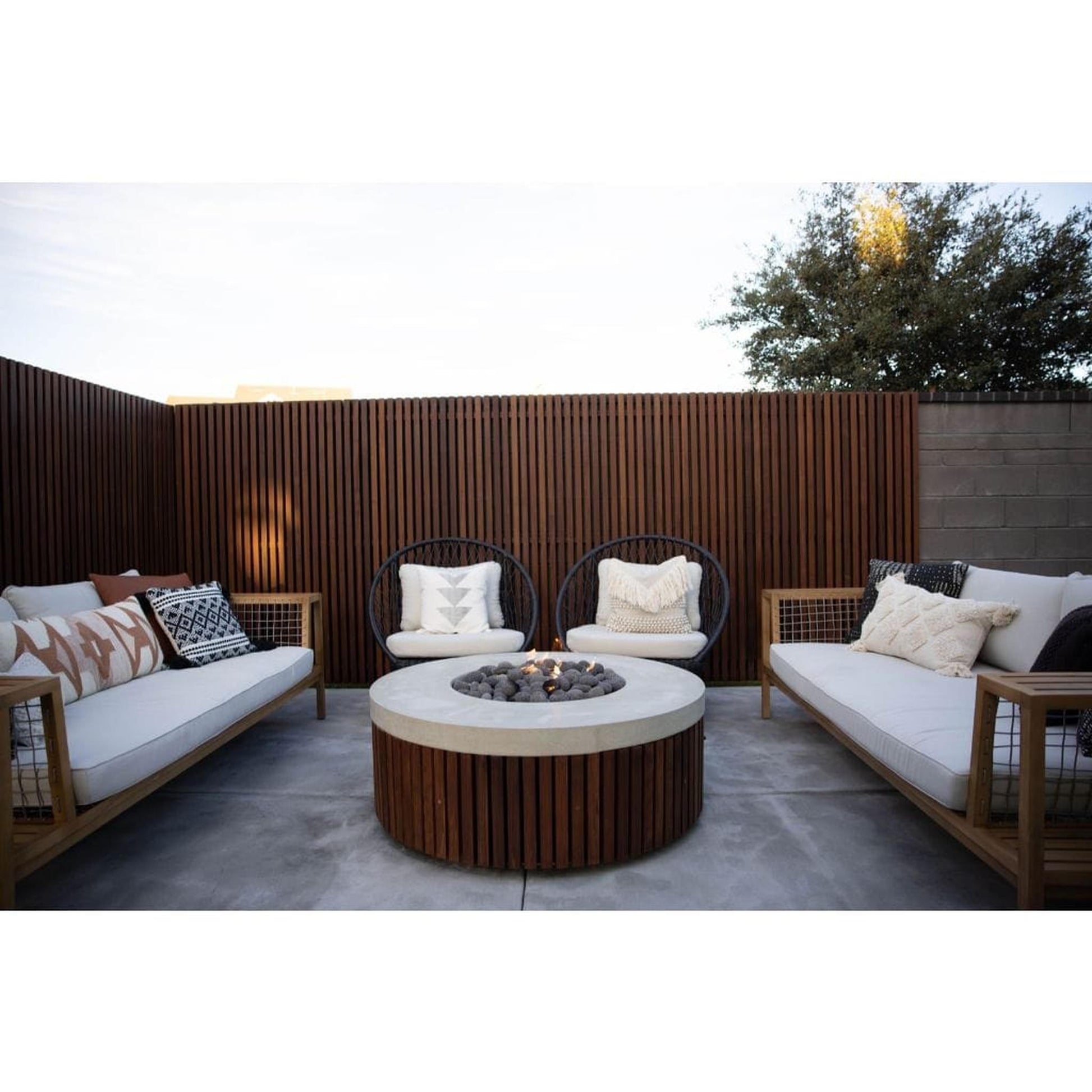 Prism Hardscapes Hampton 48" Ultra White Round Glass Fiber Reinforced Cement Liquid Propane Fire Pit Bowl