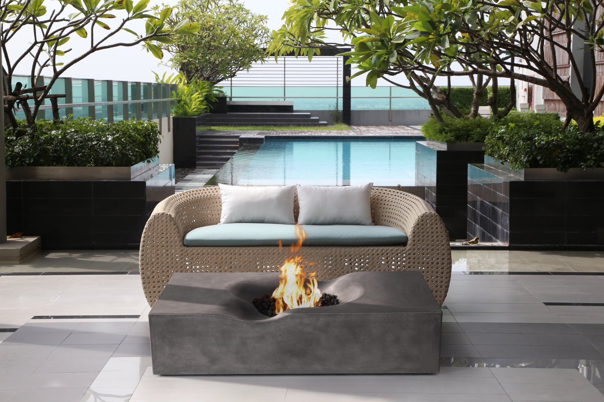 PyroMania Venice 60" x 34" Charcoal Finish Natural Gas Outdoor Rectangle Fire Pit Table