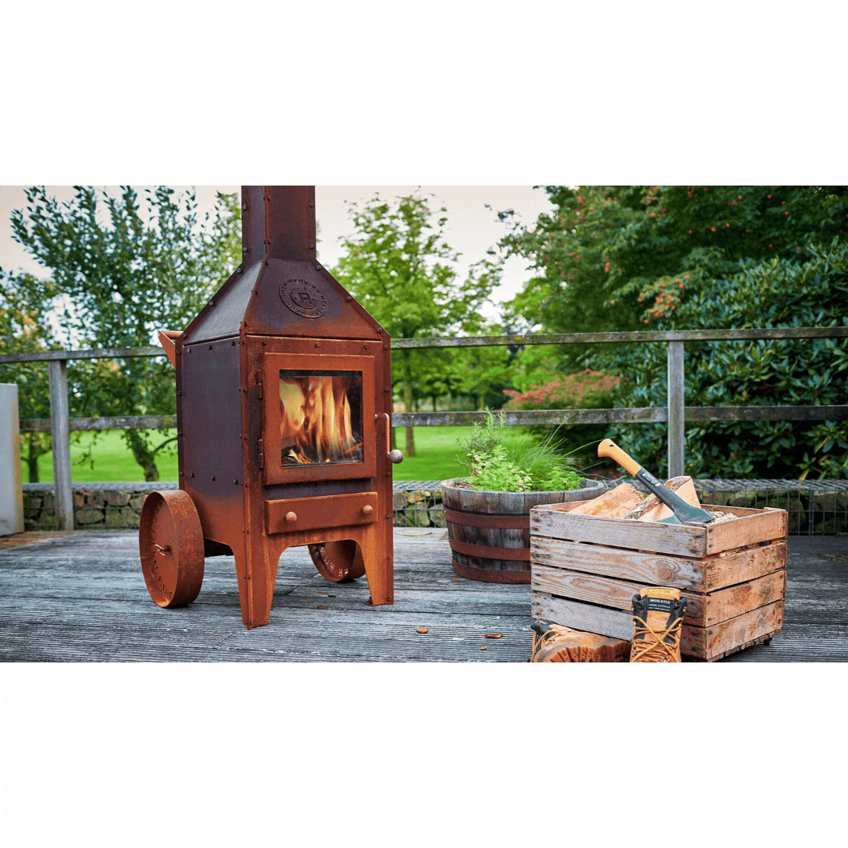 RB73 Bijuga 3mm CorTen Steel Fireplace With Two Wheels and a Push Bar
