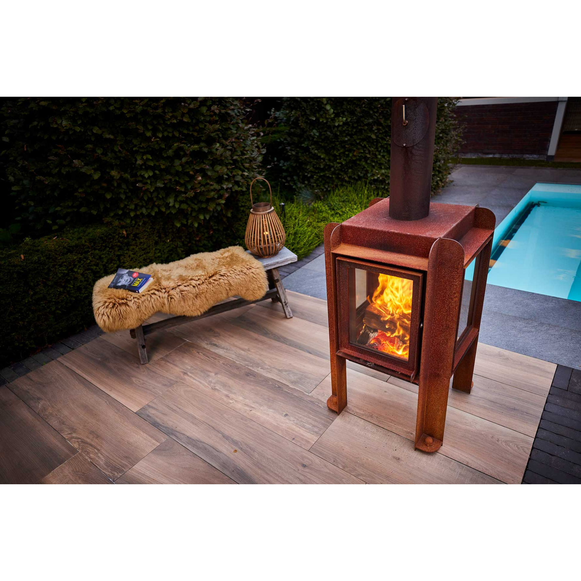RB73 Fennek 50 4-Sided Glass Fireplace