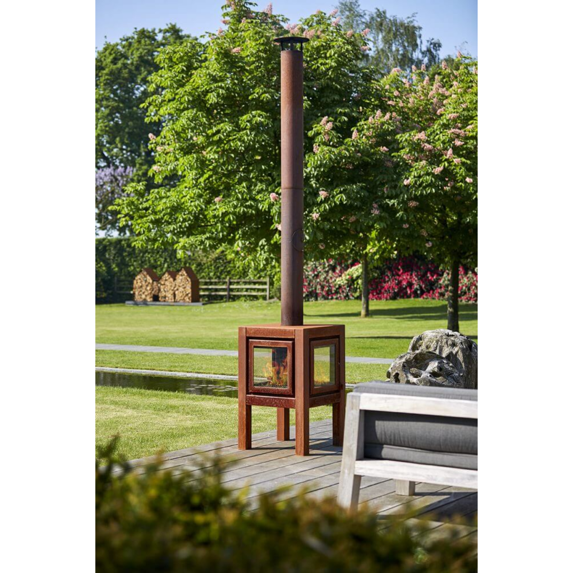 RB73 Quaruba L 3-Sided Glass Fireplace