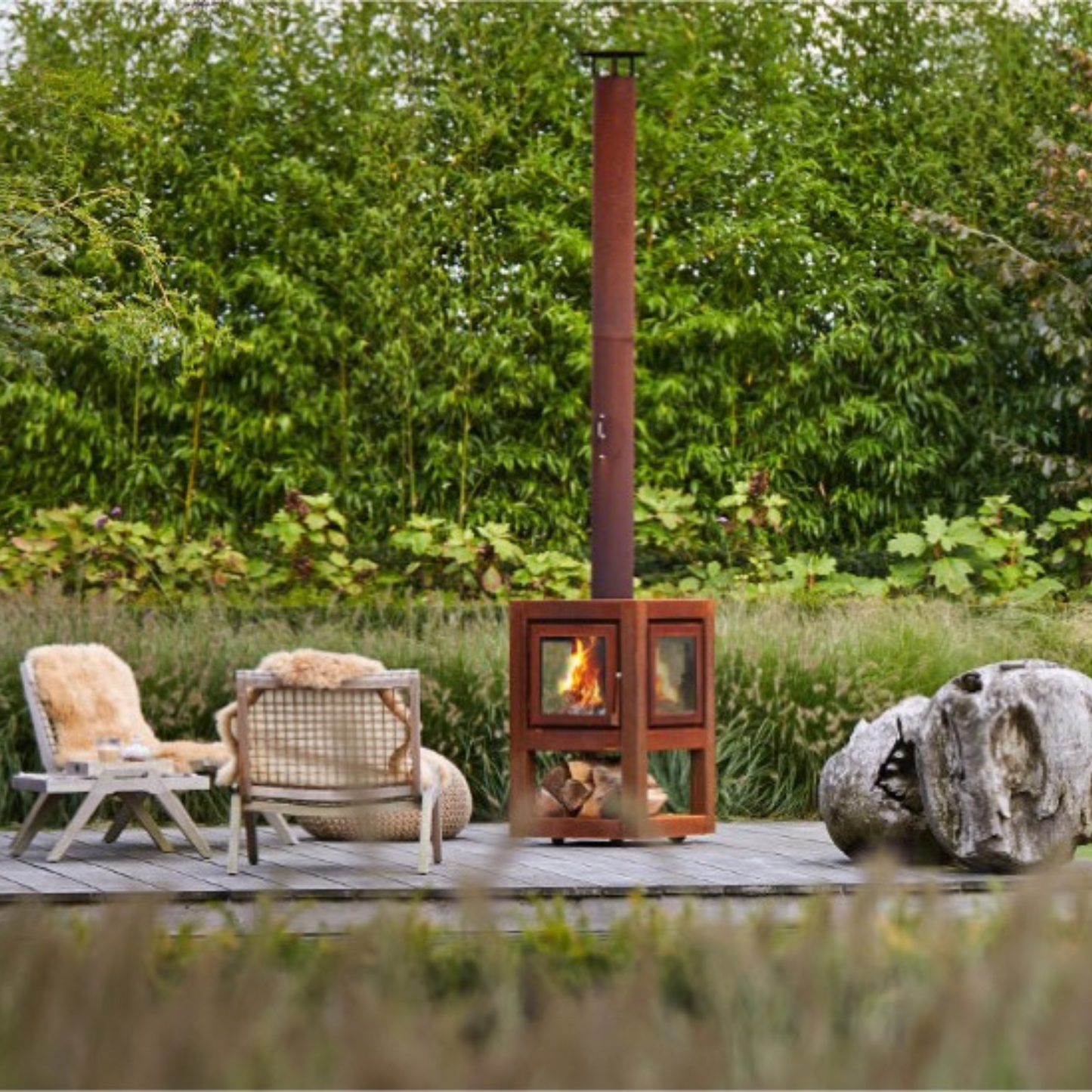 RB73 Quaruba L MOBILE 4-Sided Glass Warm Brown CorTen Steel Wood-Burning Outdoor Fireplace