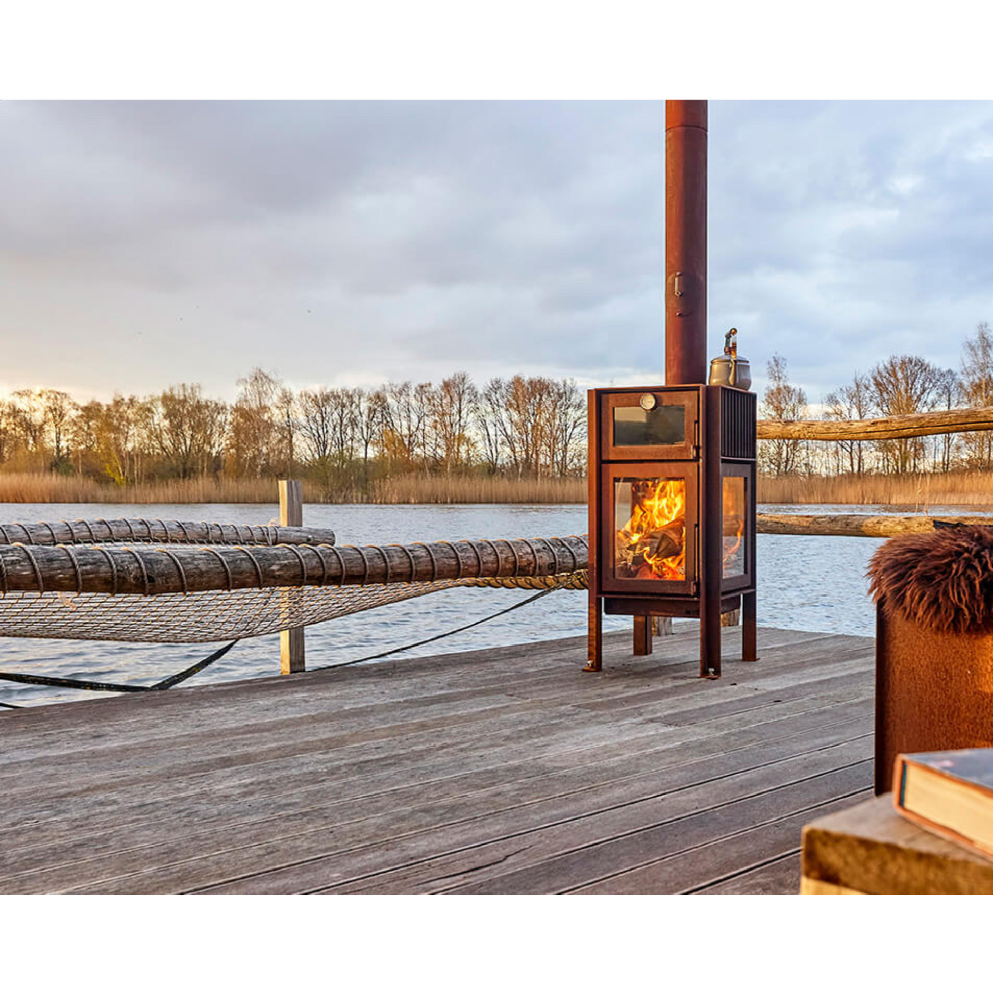 RB73 Quercus Fireplace