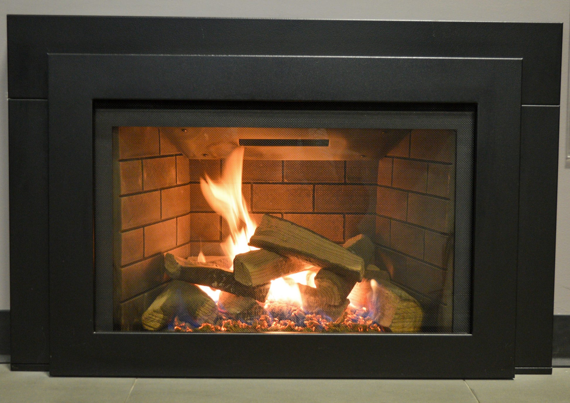 Sierra Flame by Amantii Abbot 30" Direct Vent Natural Gas Fireplace Insert With Ceramic Brick Panles & Log Set
