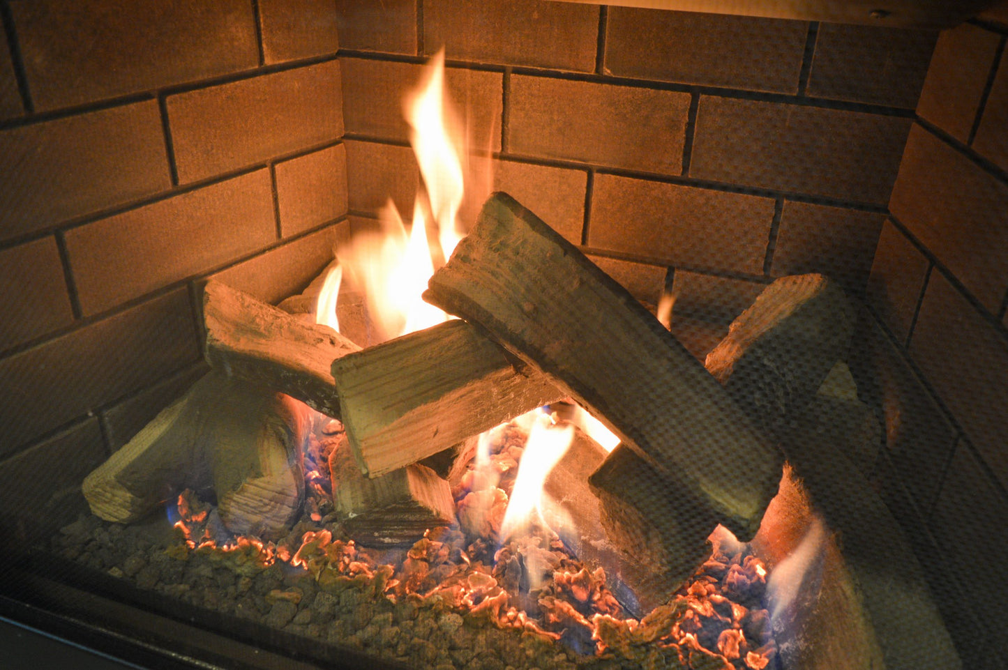 Sierra Flame by Amantii Abbot 30" Direct Vent Natural Gas Fireplace Insert With Ceramic Brick Panles & Log Set