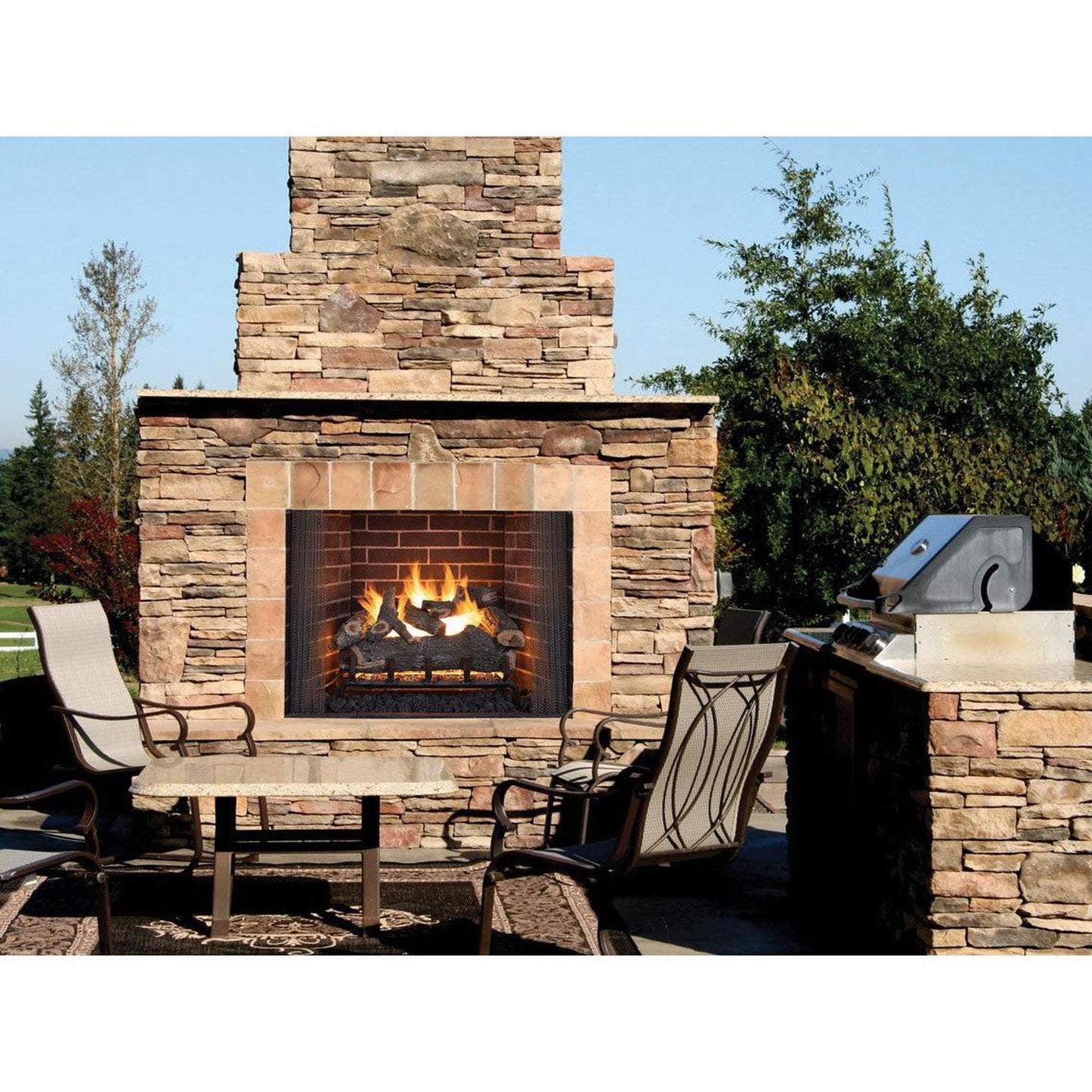 Superior Dual-Burner Series Smoky Weathered Oak 24" 7-Piece Outdoor Vented Gas Log Set