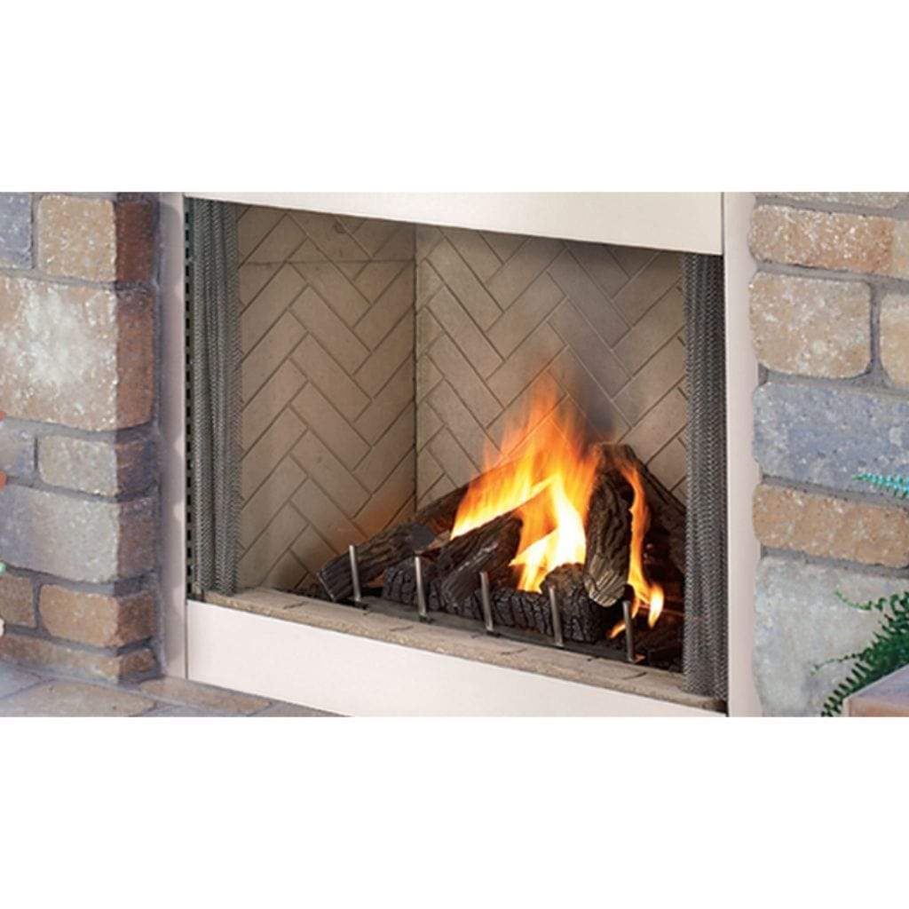 Superior VRE4336 36" Traditional Outdoor Vent-Free Natural Gas Fireplace With White Herringbone Refractory Panels