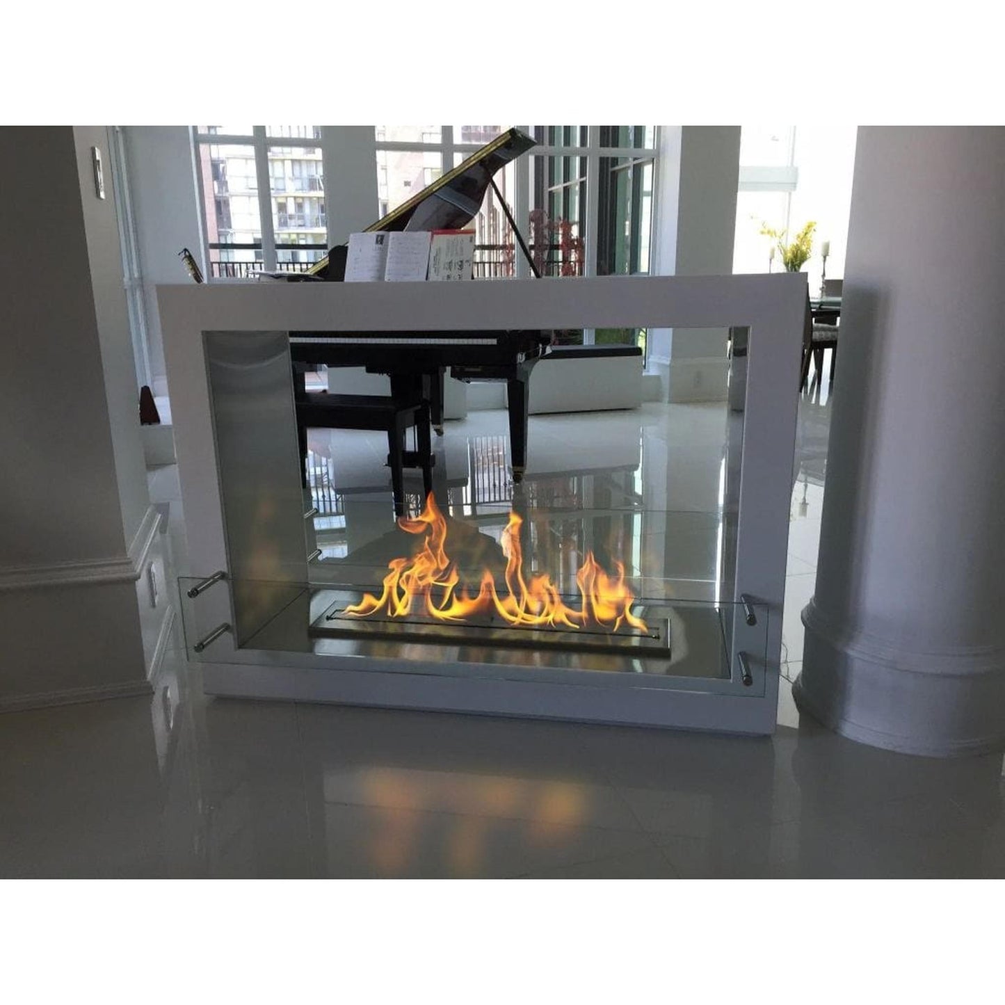 The Bio Flame SEK XL 53" White Freestanding See-Through Ethanol Fireplace