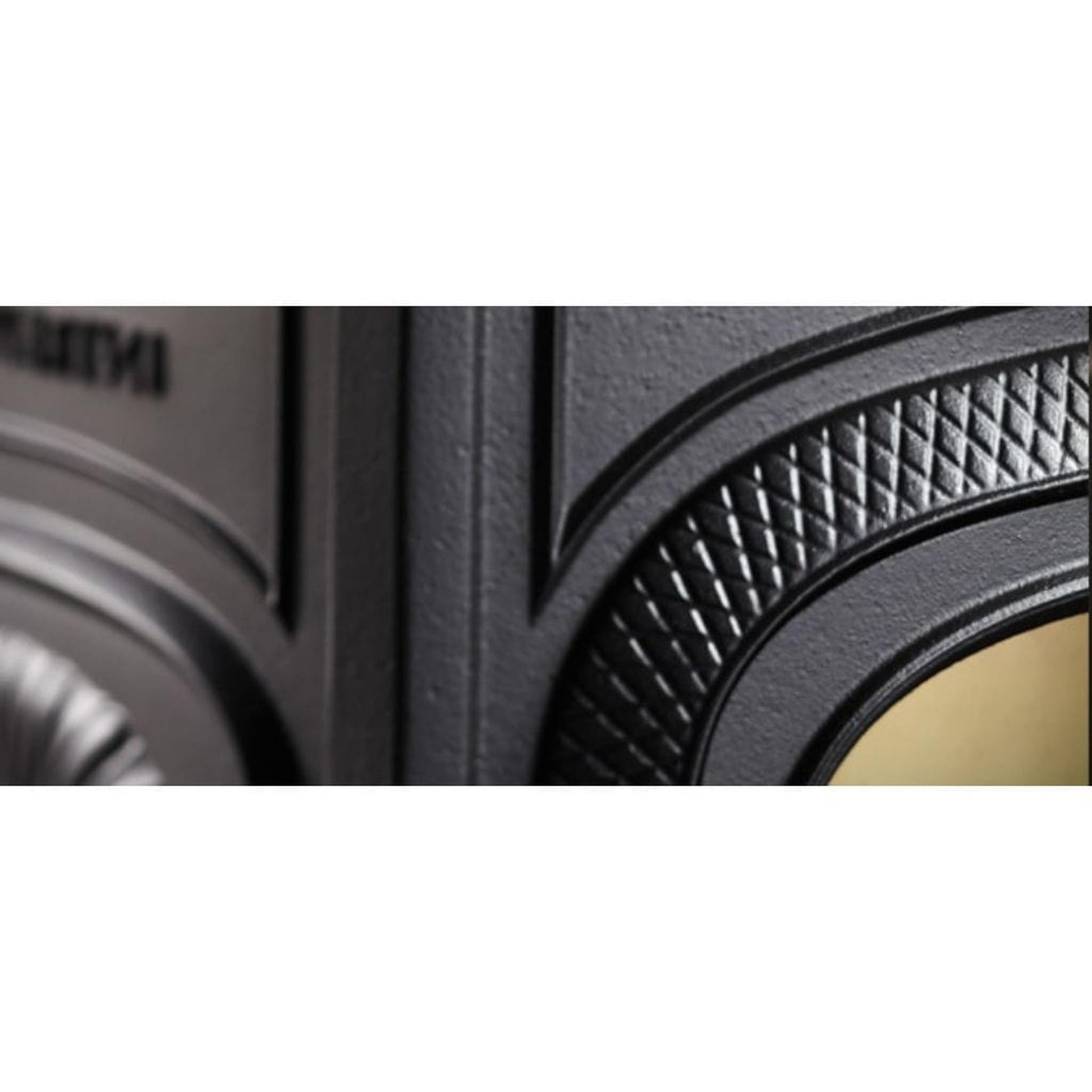 Vermont Castings Intrepid FlexBurn 22" Classic Black Wood Burning Stove With Traditional Doors