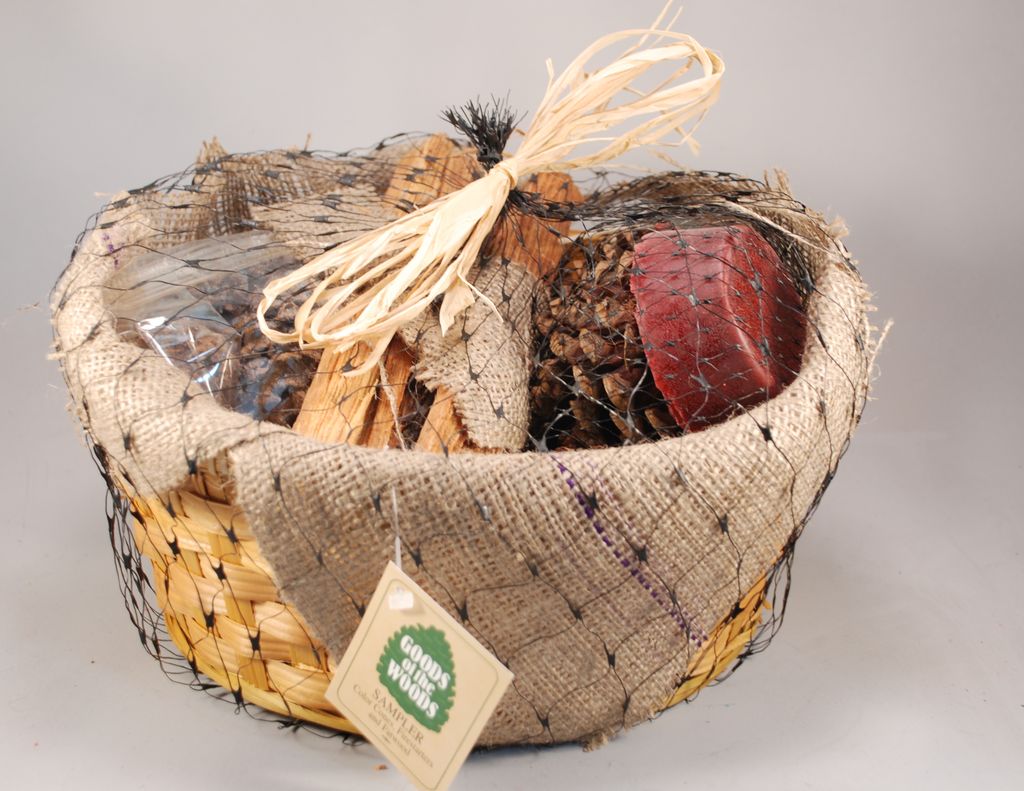 Goods of the Woods Small Sampler Round Willow